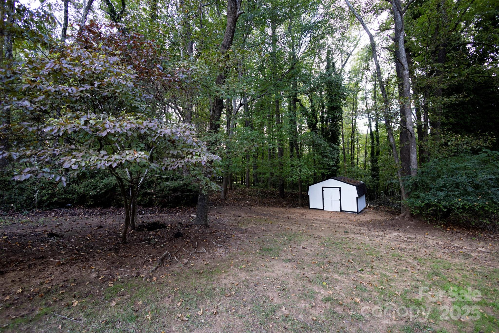 8946 Glencroft Road Property Photo 32