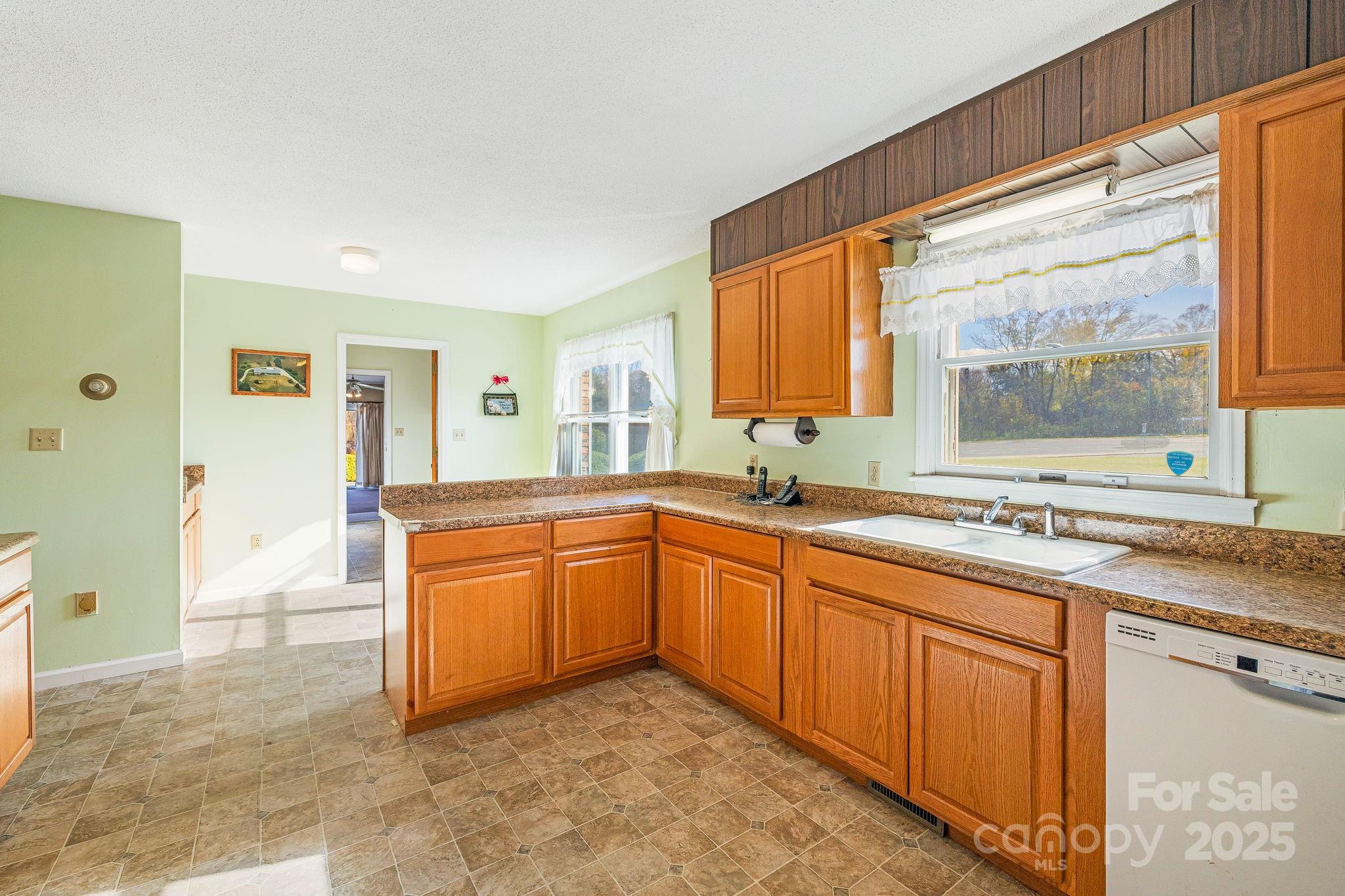 7 Brookshire Road Property Photo 9