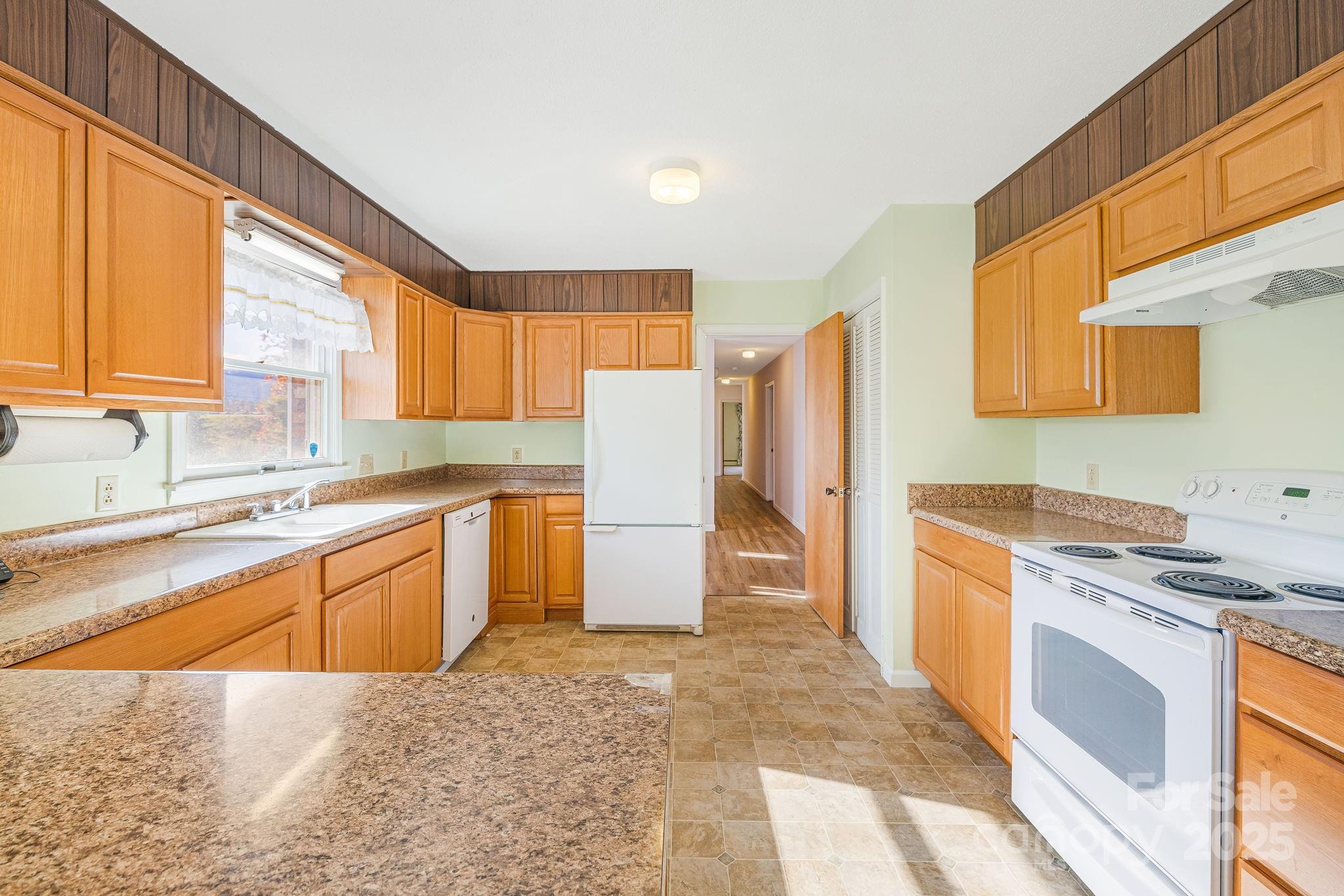 7 Brookshire Road Property Photo 11