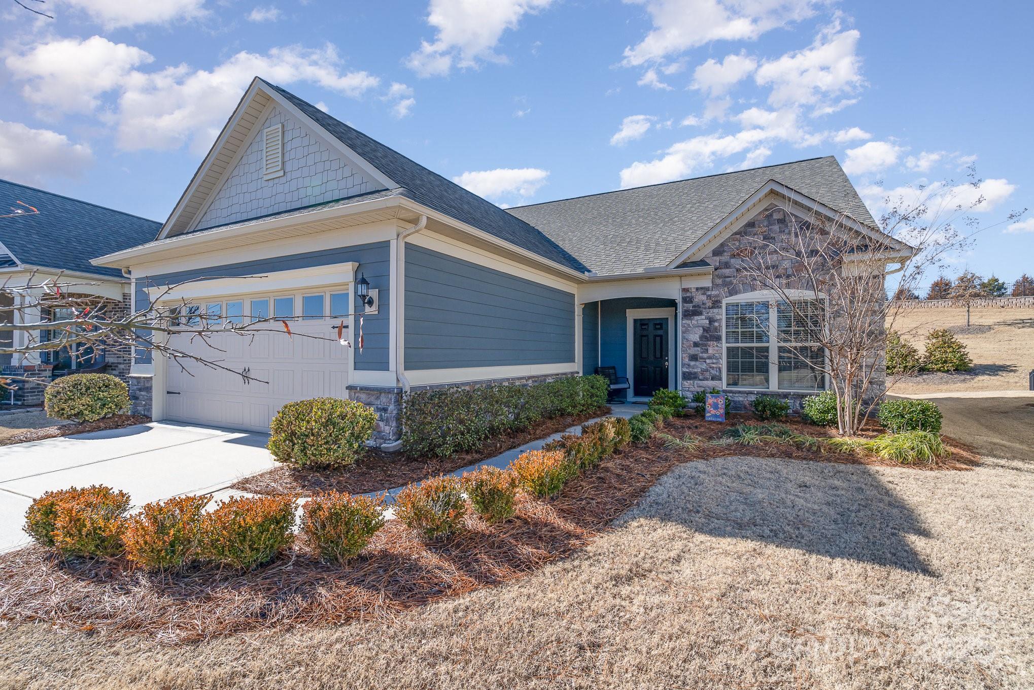255 Olive Street Property Photo