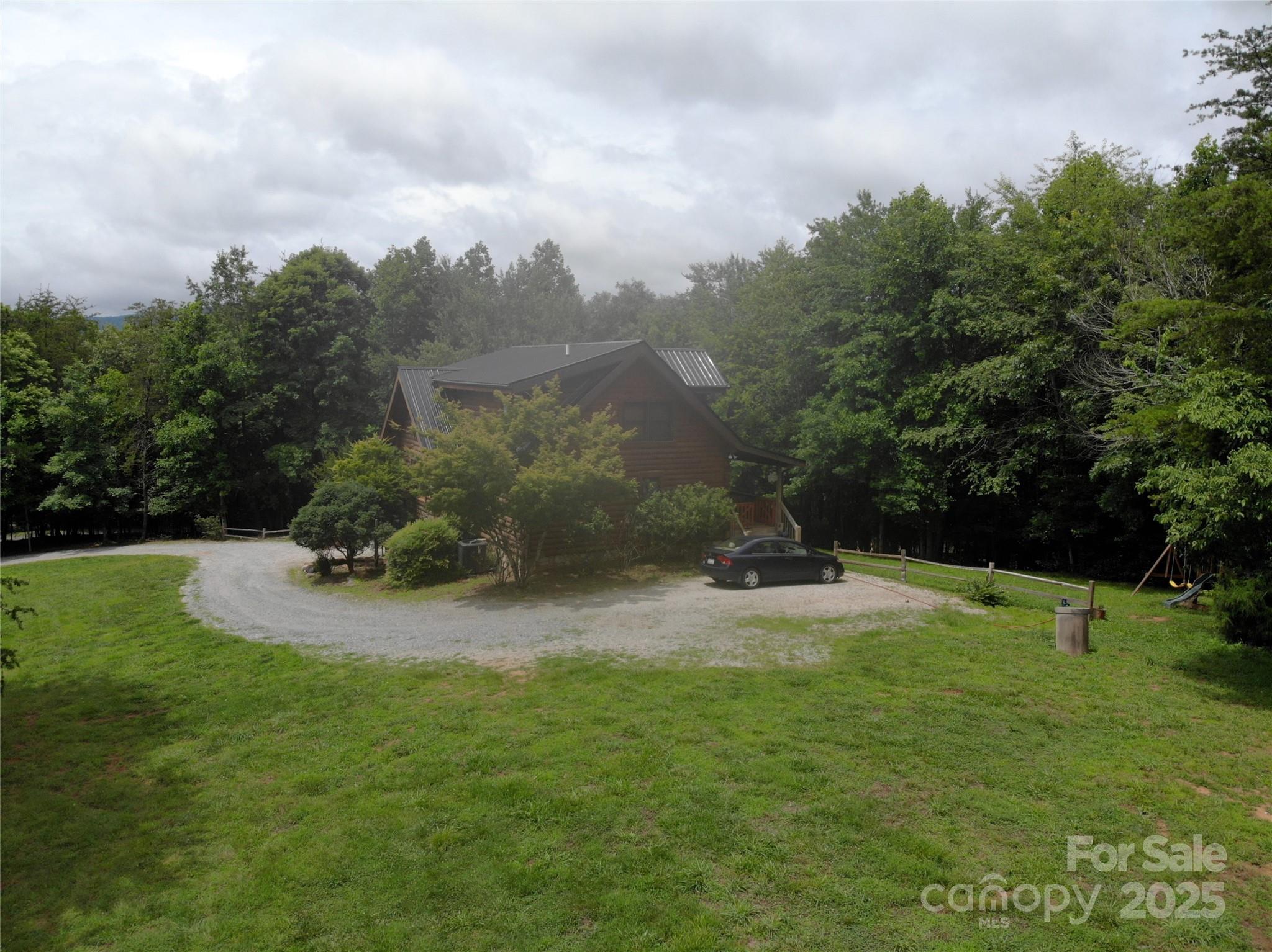 460 Cascades Parkway Property Photo 6