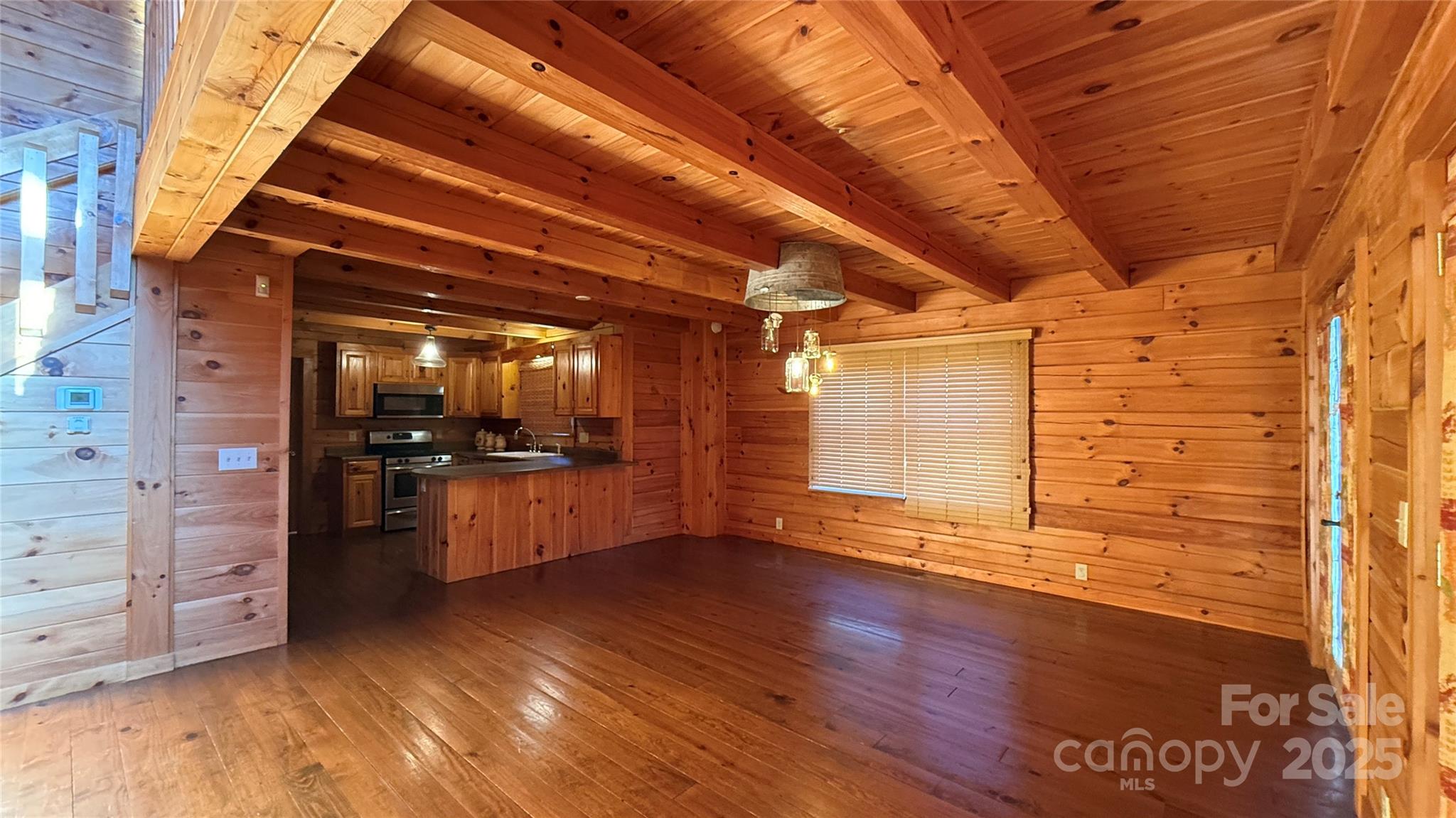 460 Cascades Parkway Property Photo 23