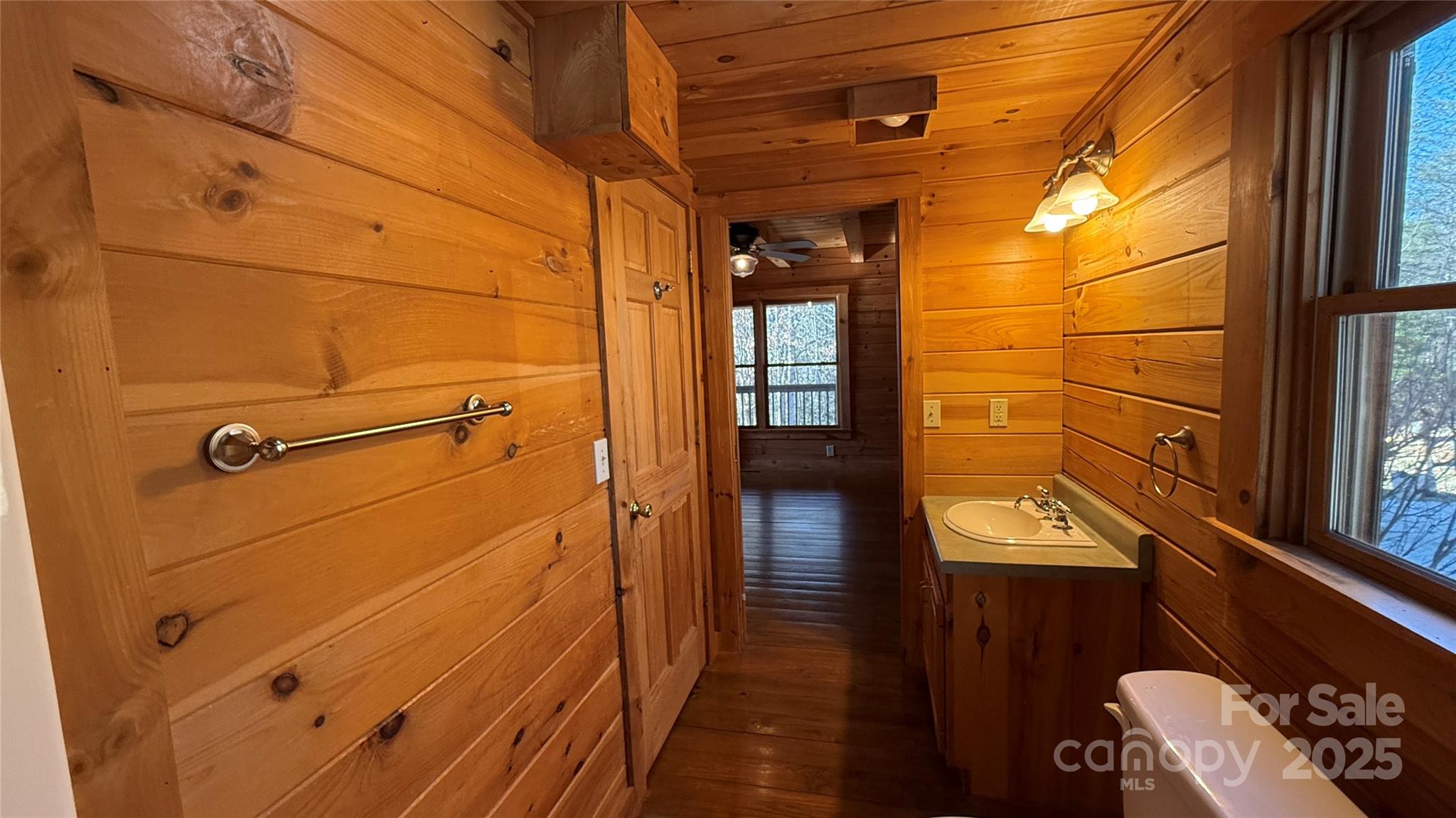 460 Cascades Parkway Property Photo 30