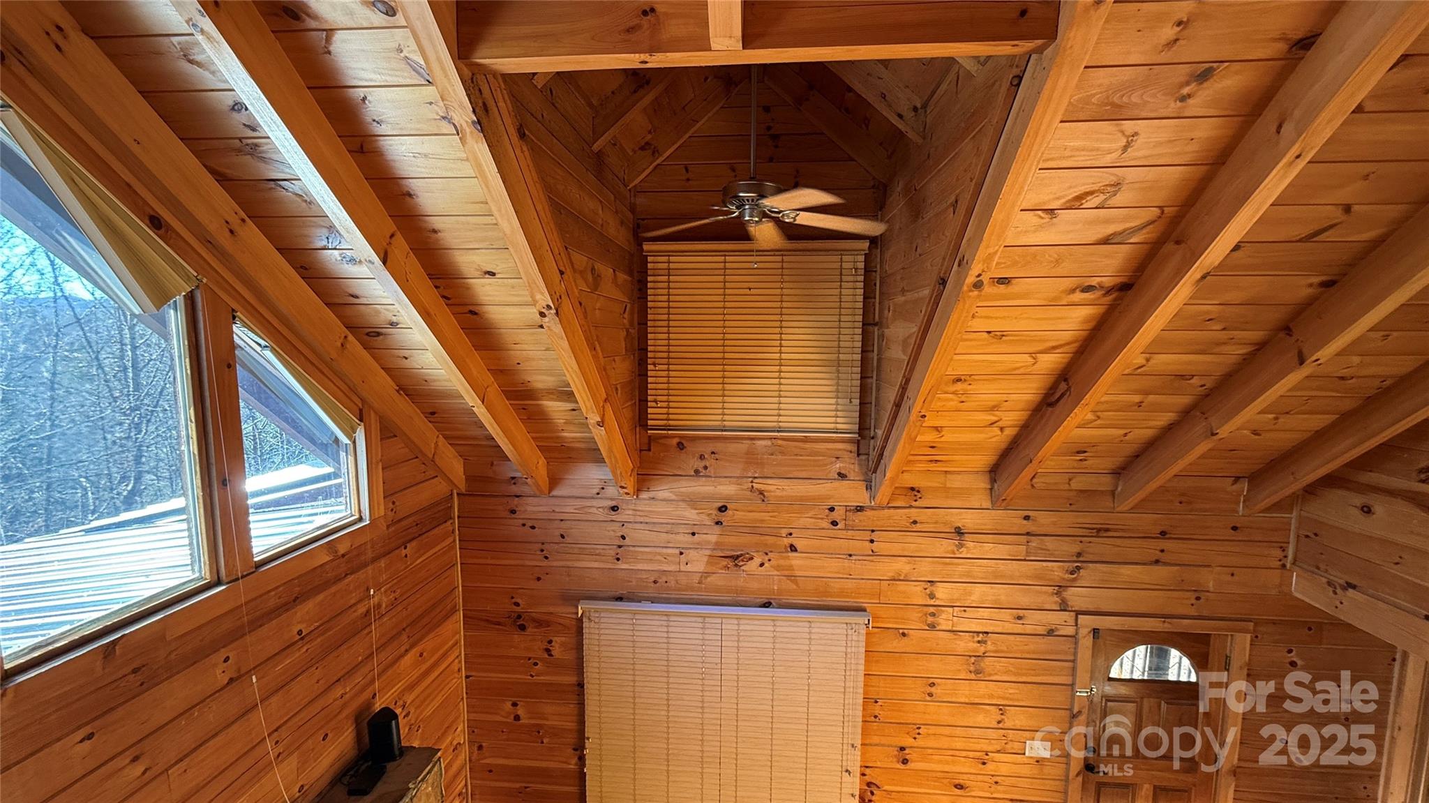 460 Cascades Parkway Property Photo 35