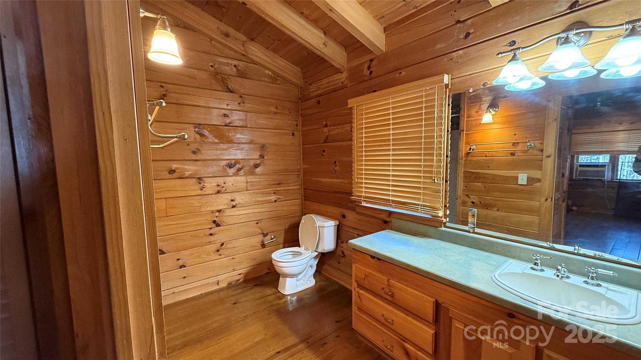 460 Cascades Parkway Property Photo 41