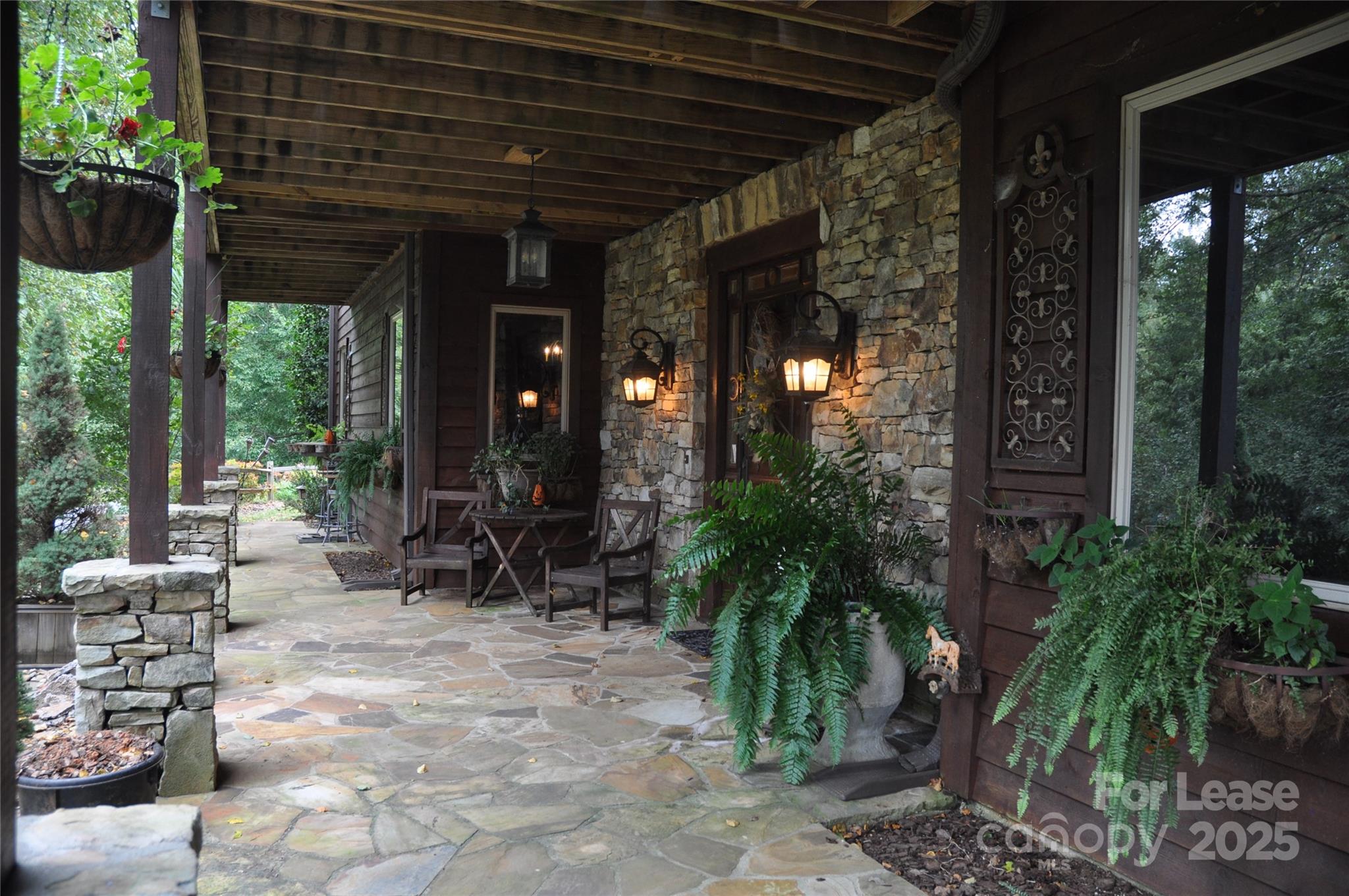 196 Ridge Road Property Photo 1