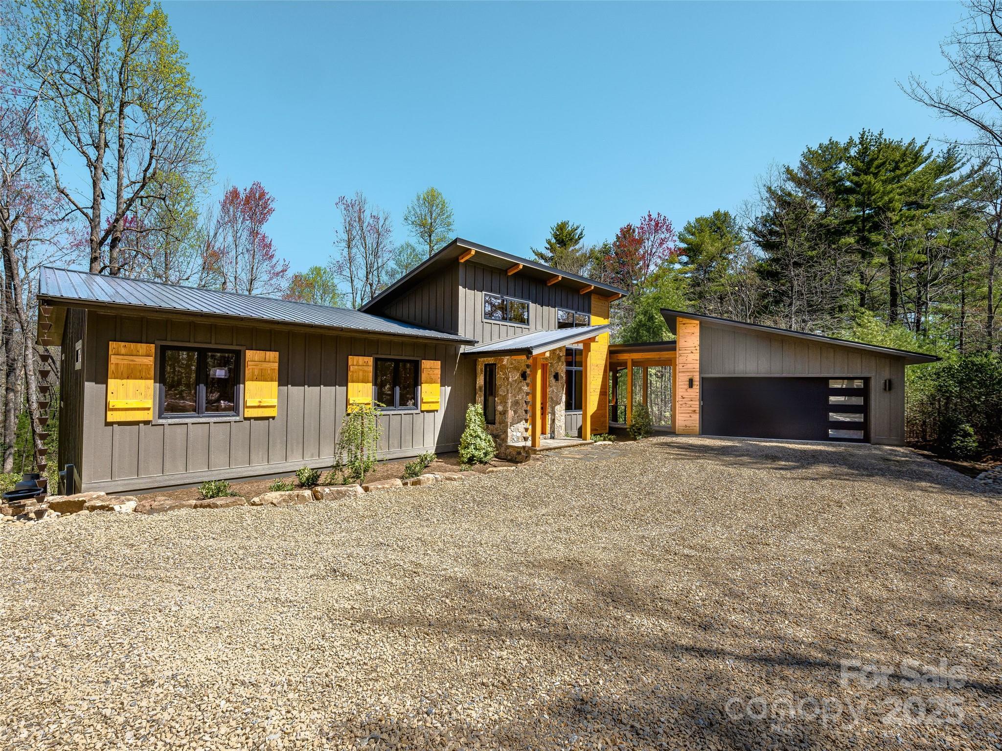 141 Danny Lane Property Photo