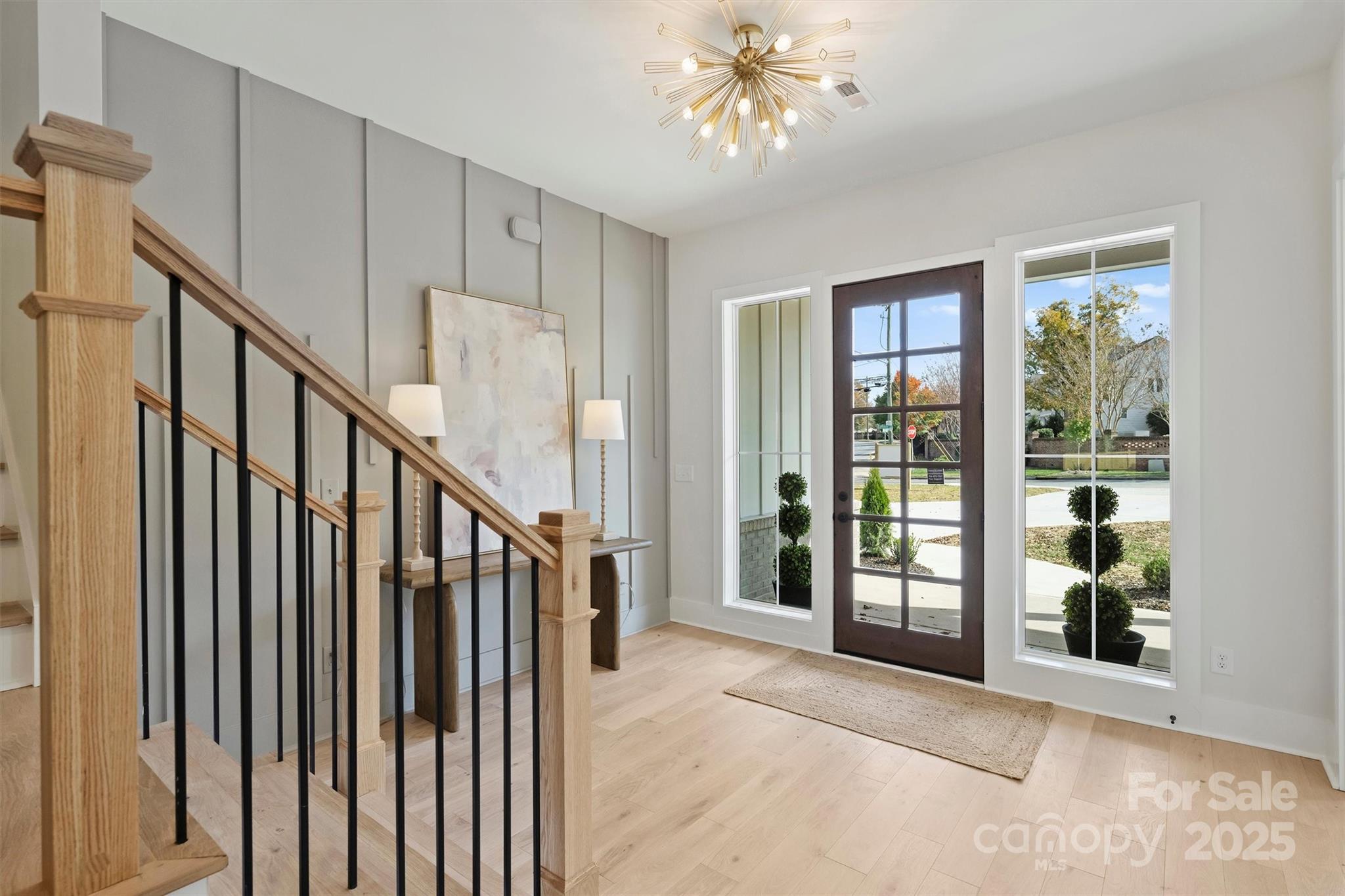 571 Lyttleton Drive Property Photo 3