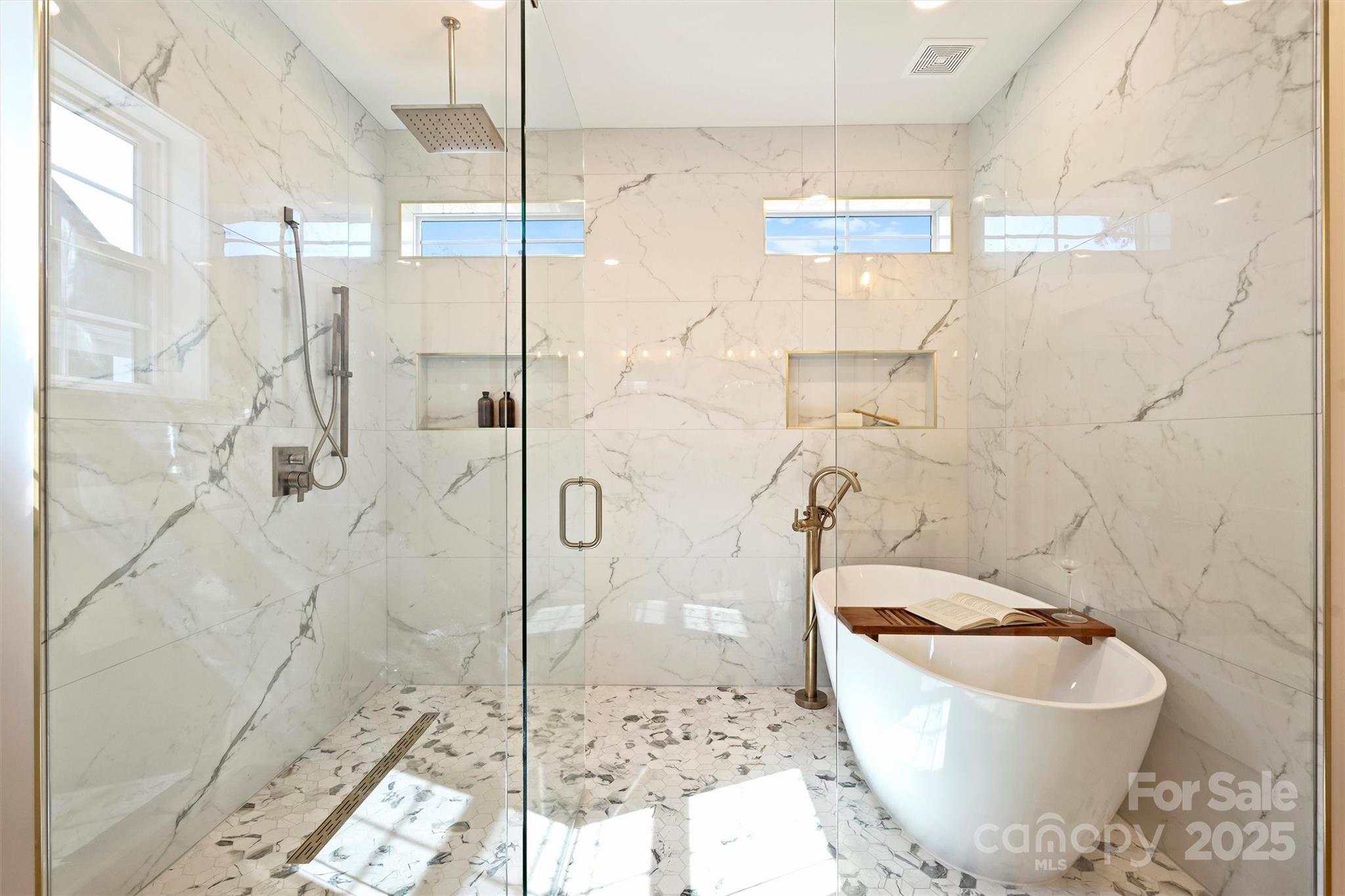 571 Lyttleton Drive Property Photo 19