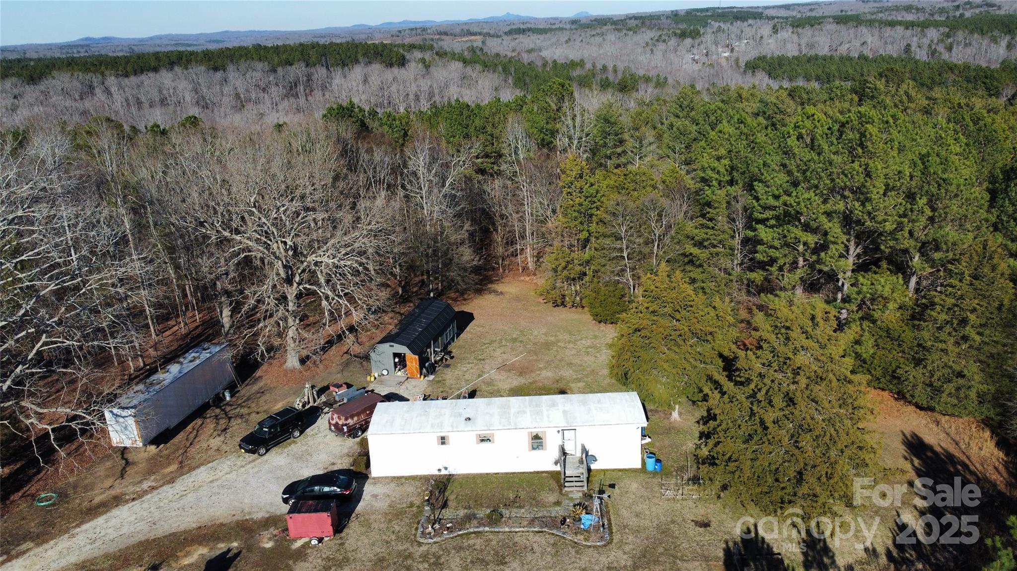 1342 Mcknight Road Property Photo 14