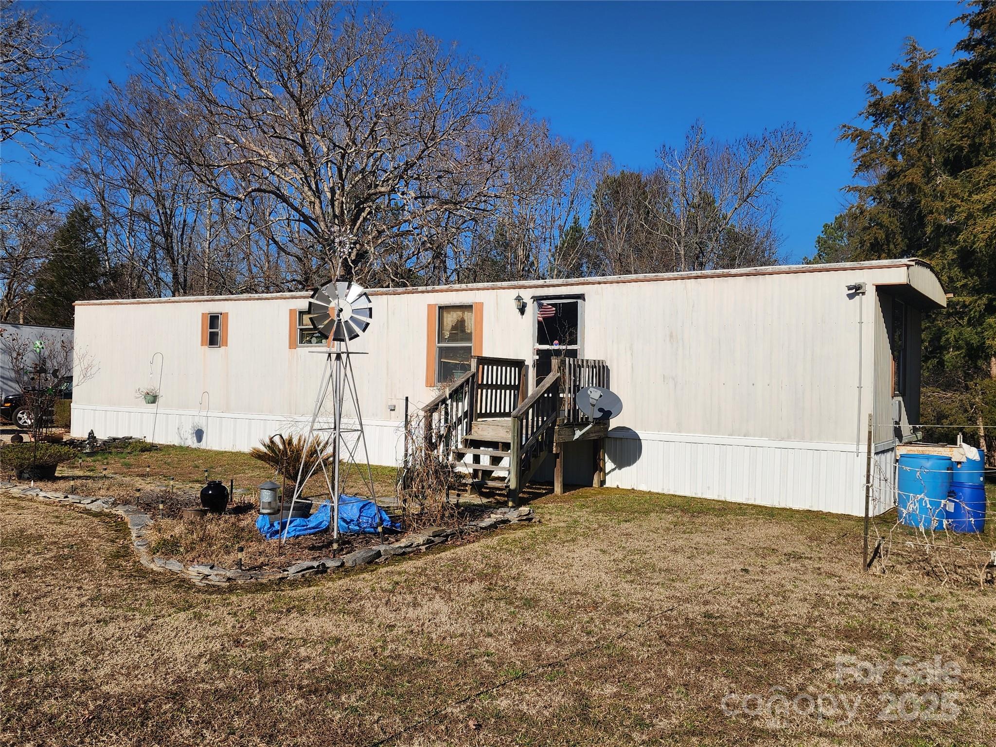 1342 Mcknight Road Property Photo 15