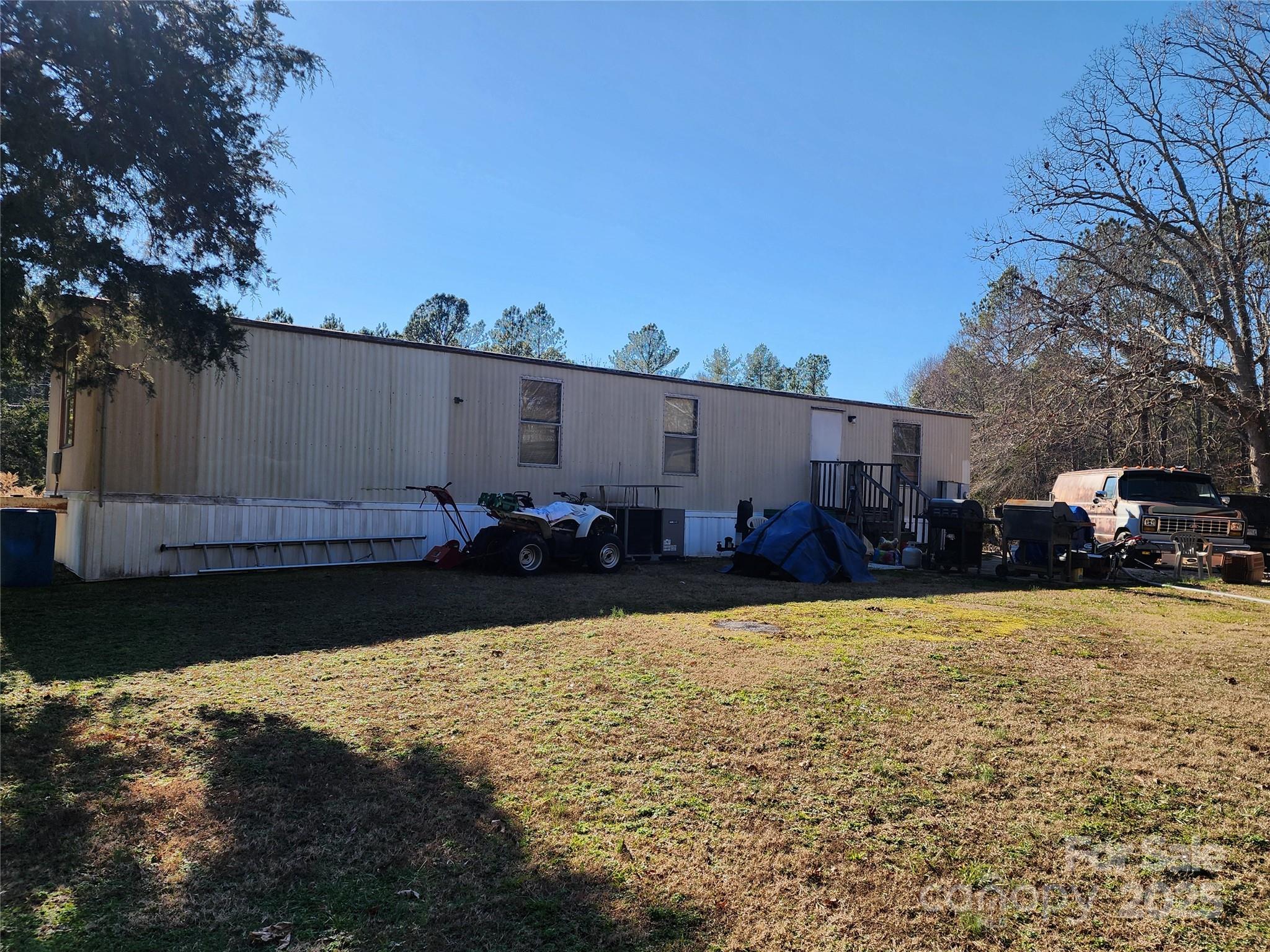 1342 Mcknight Road Property Photo 17