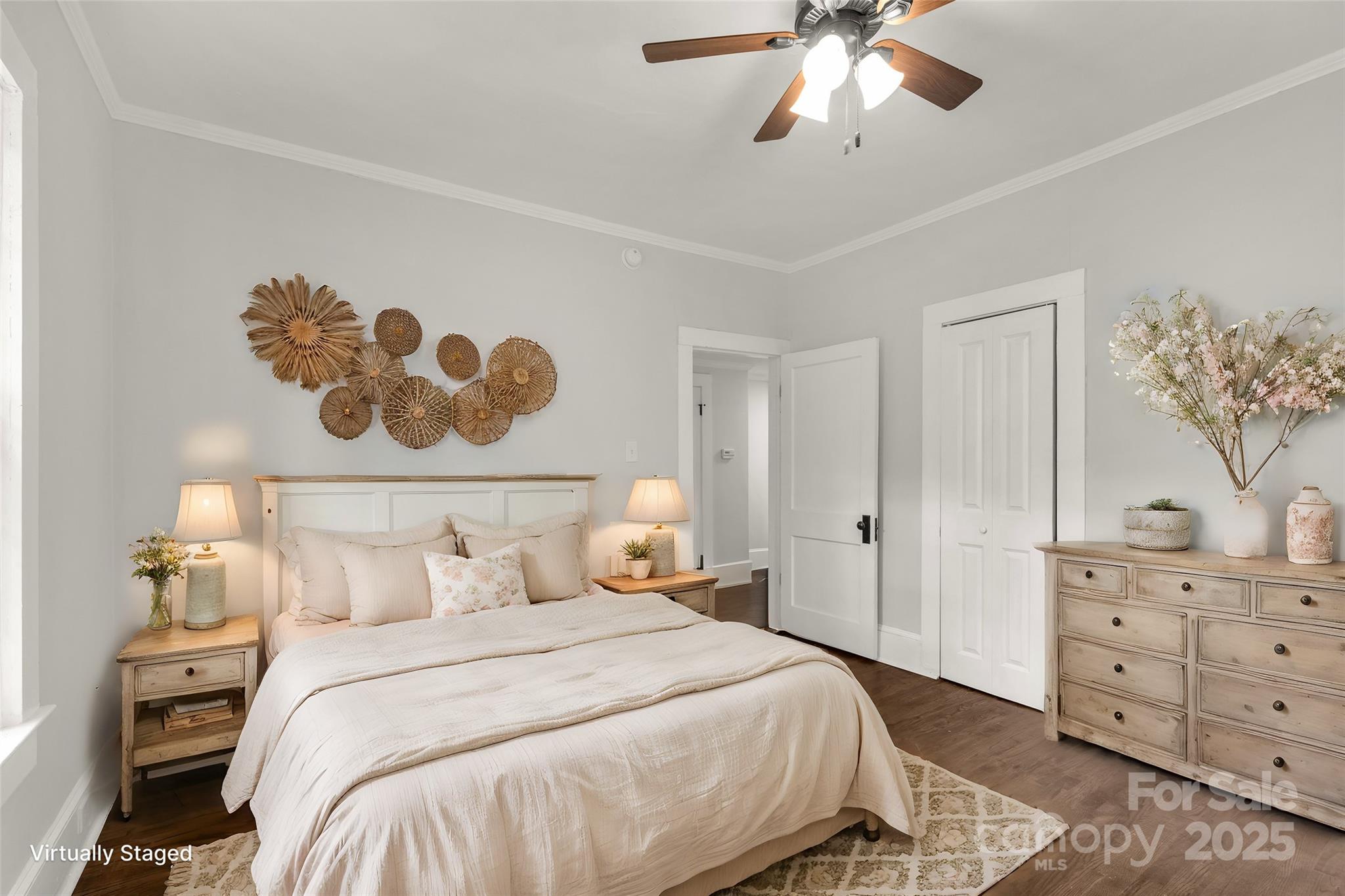 305 N White Street Property Photo 23