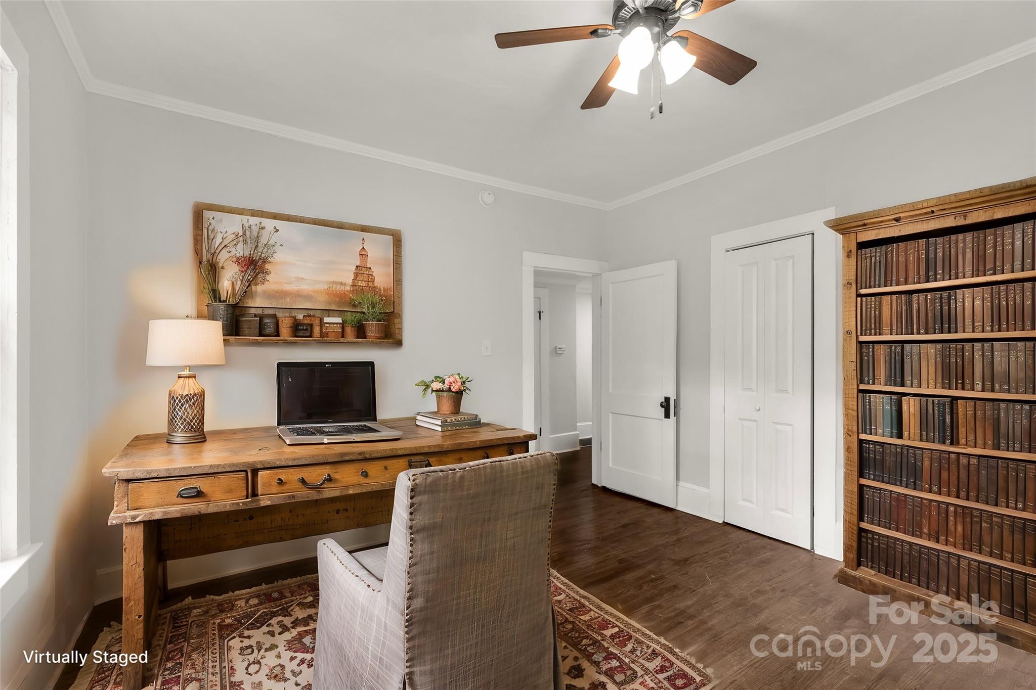 305 N White Street Property Photo 24