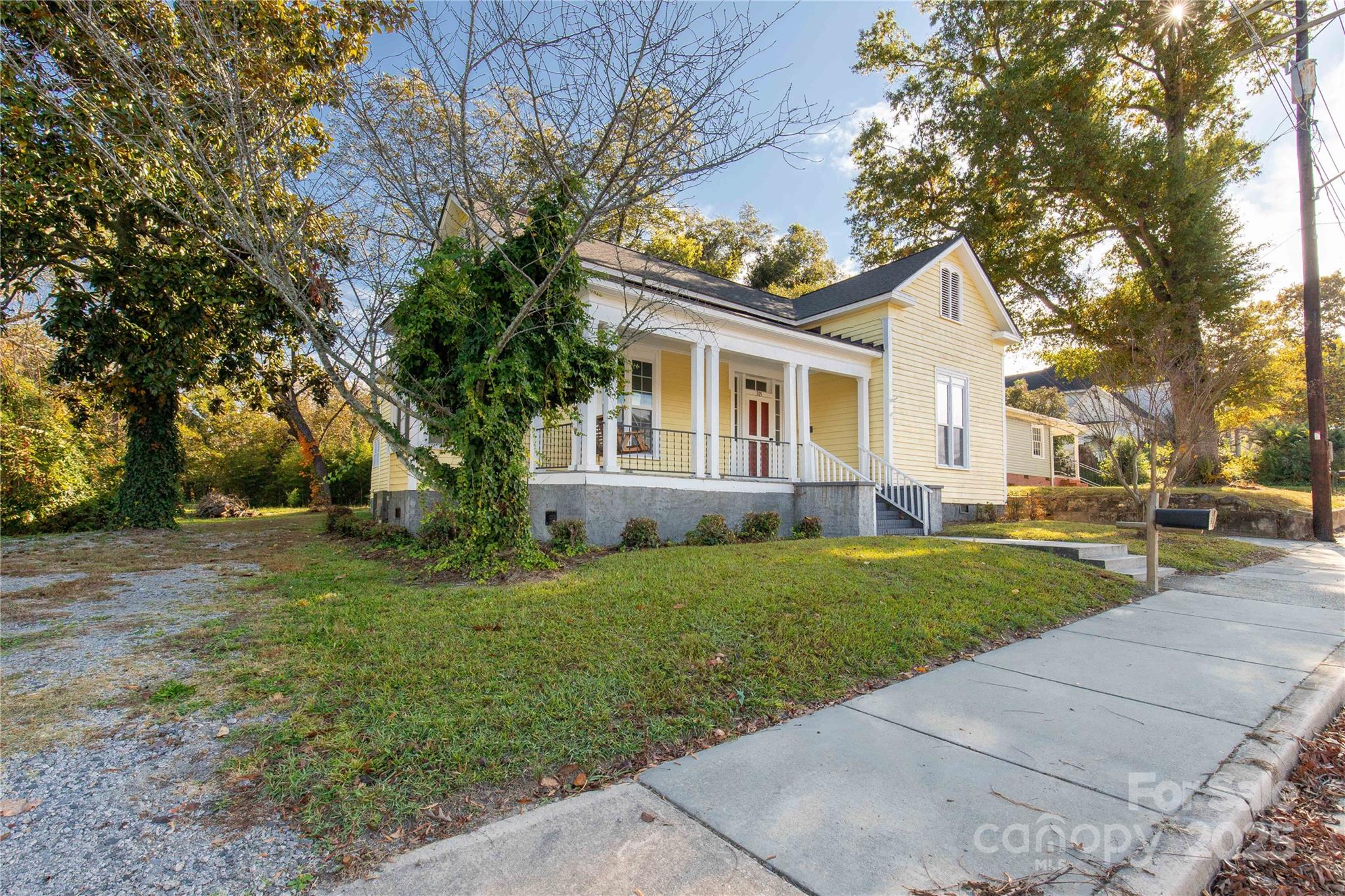 305 N White Street Property Photo 30