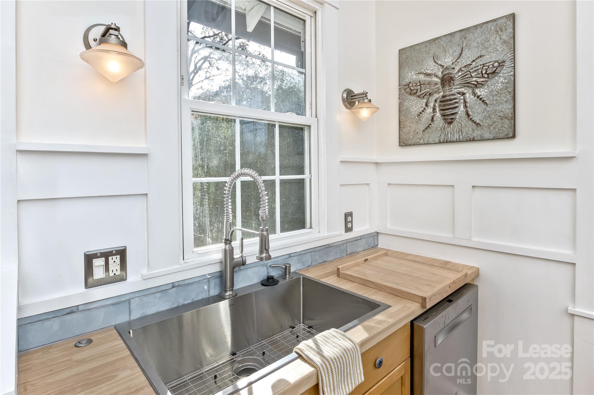 13 Parker Road Property Photo 16