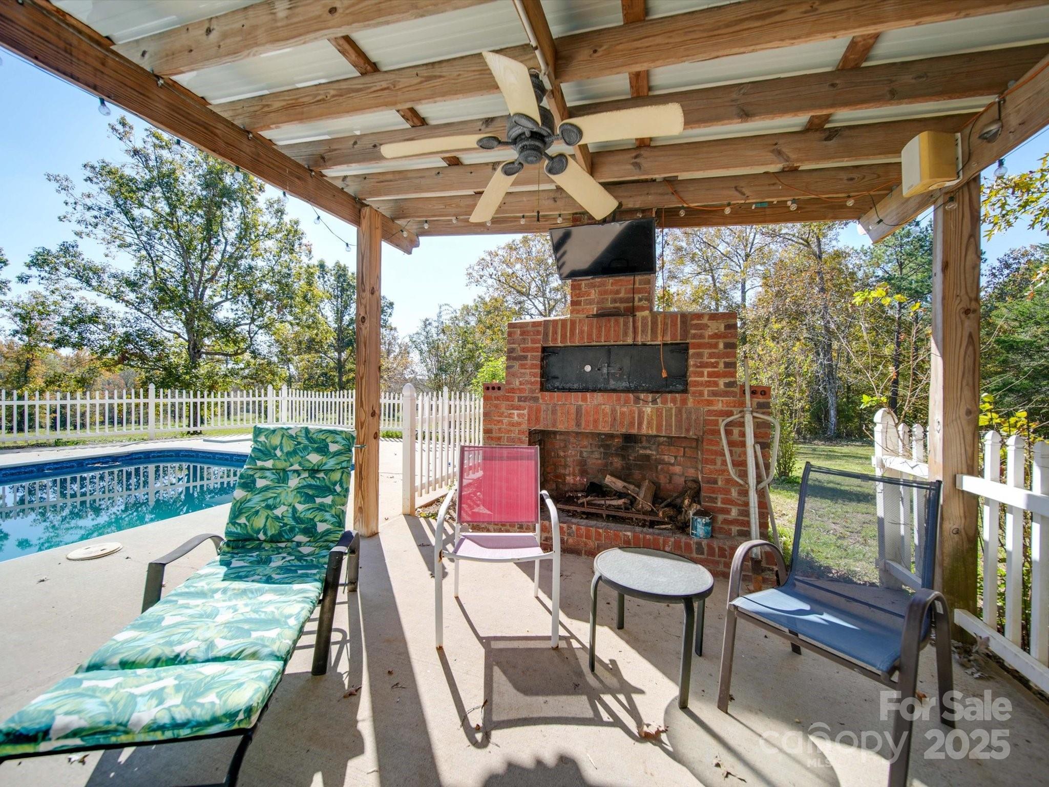 846 Windy Oaks Way Property Photo 13