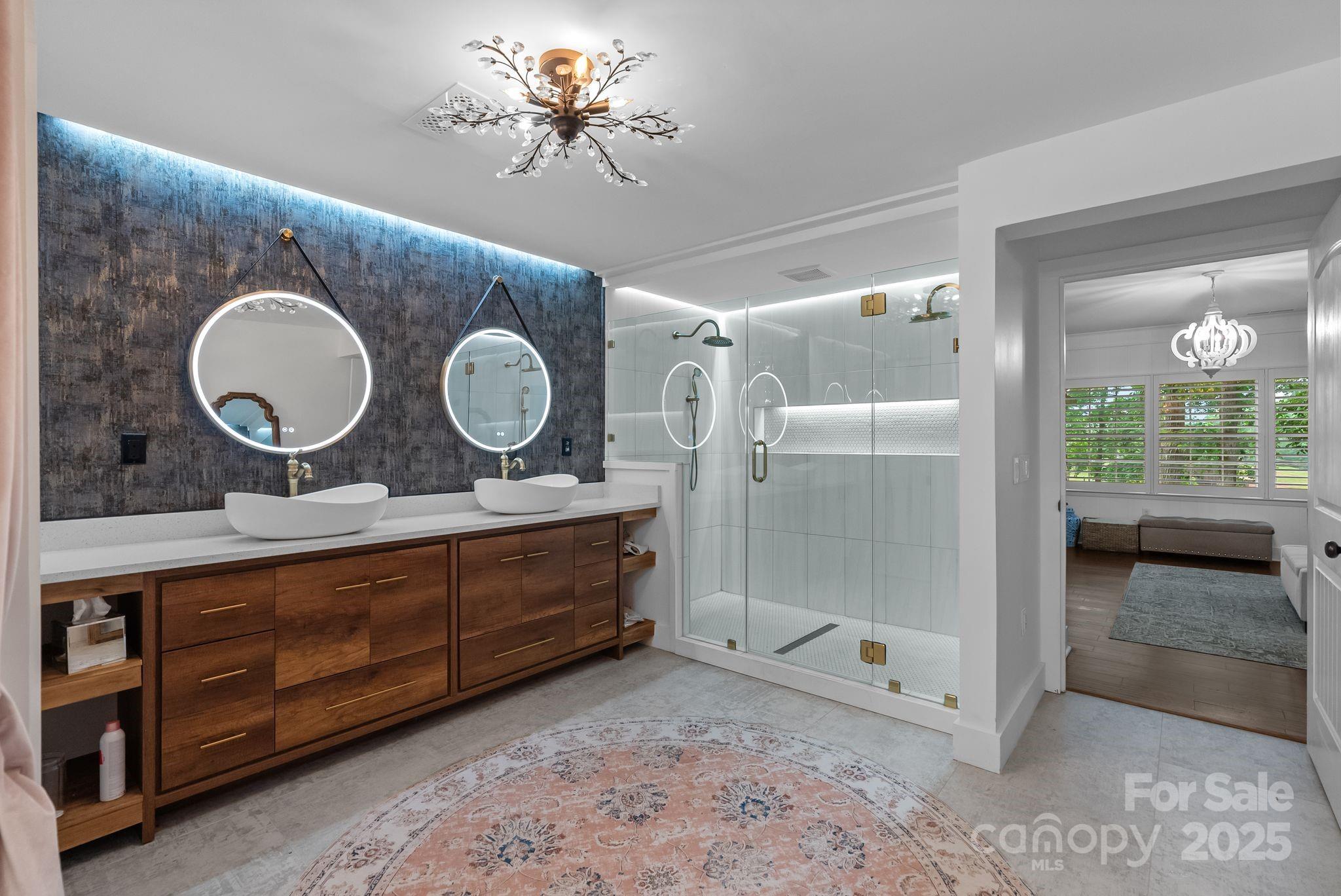 777 S River Road Property Photo 19