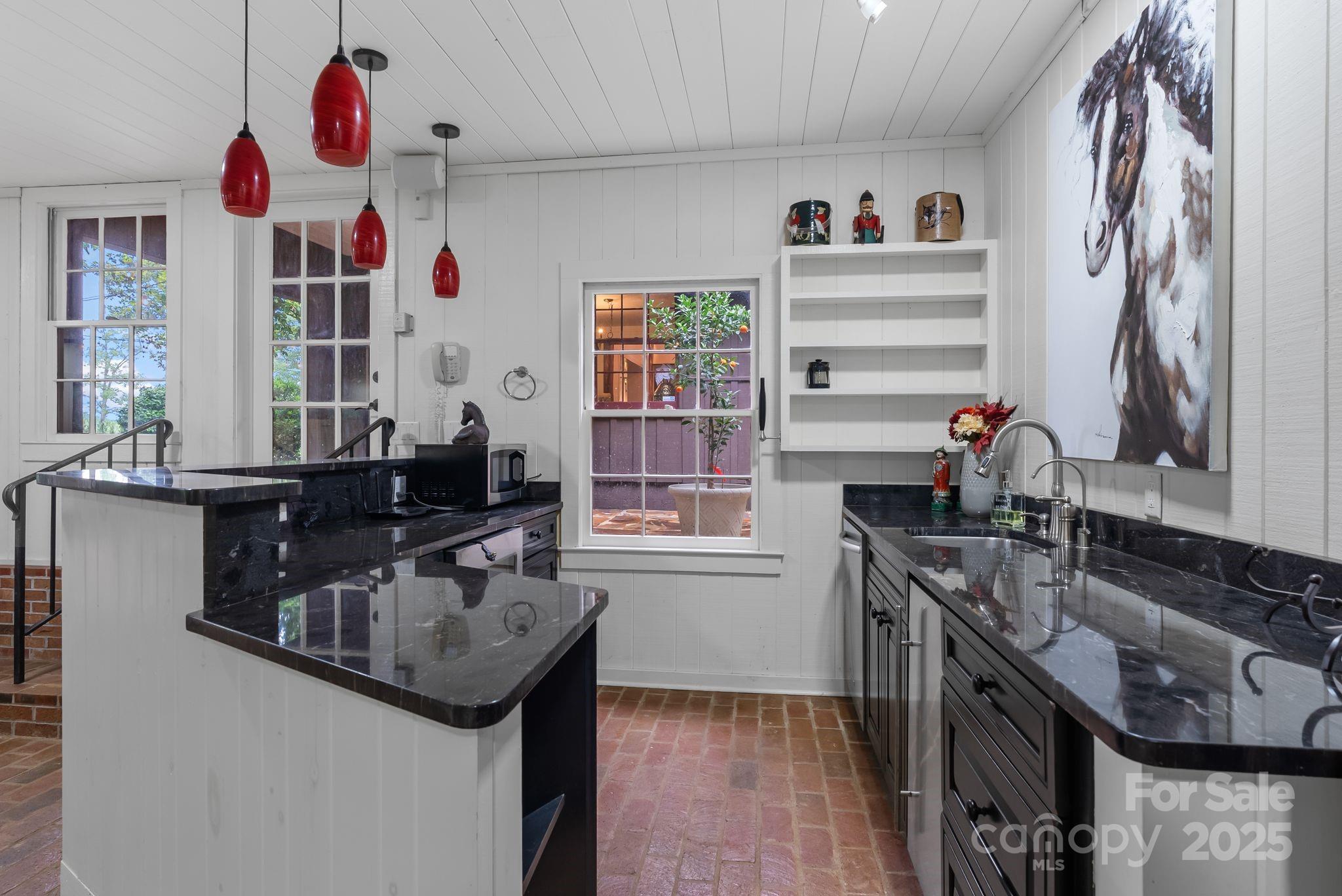 777 S River Road Property Photo 47