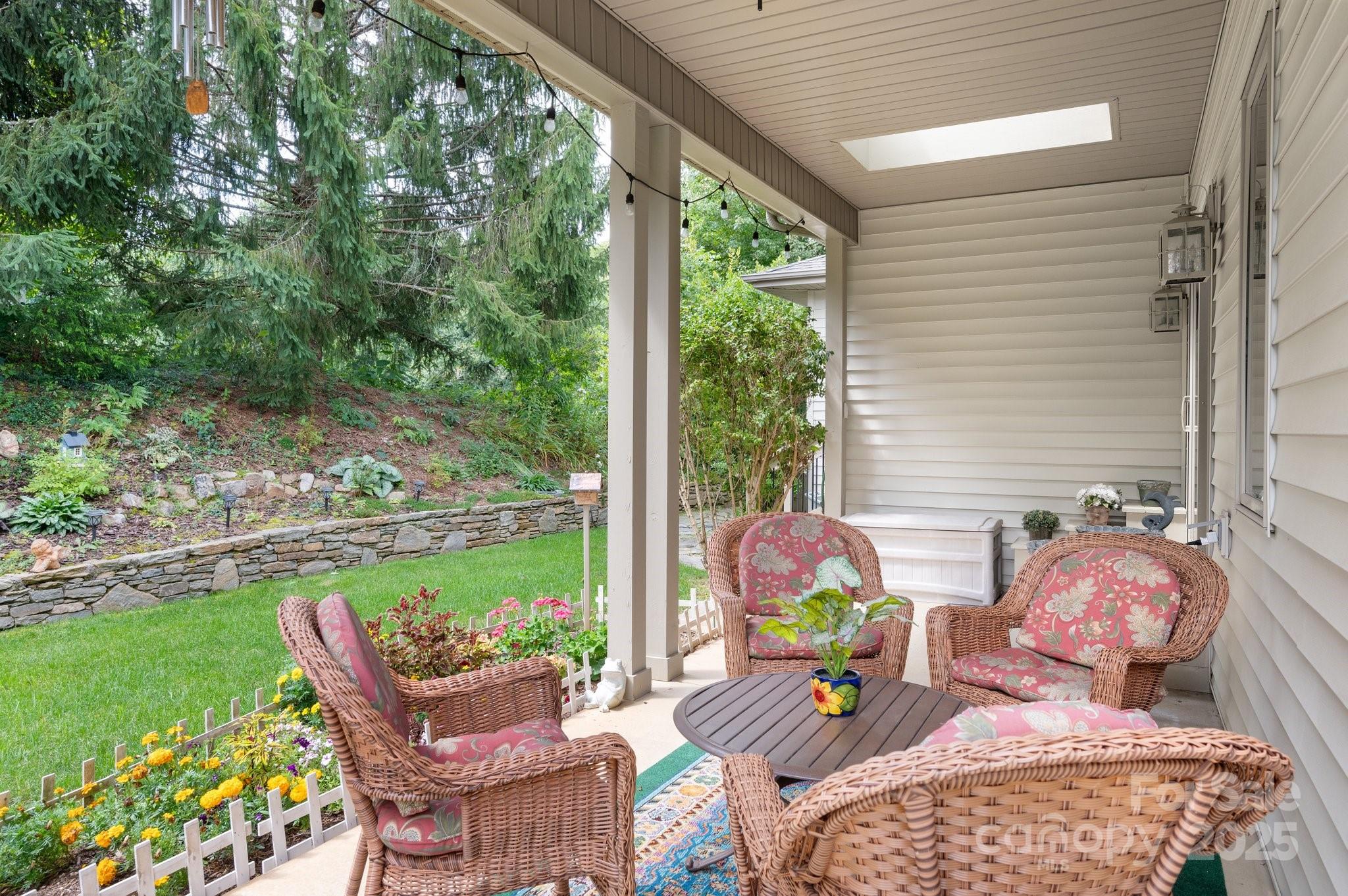 32 Scenic Valley Drive Property Photo 17