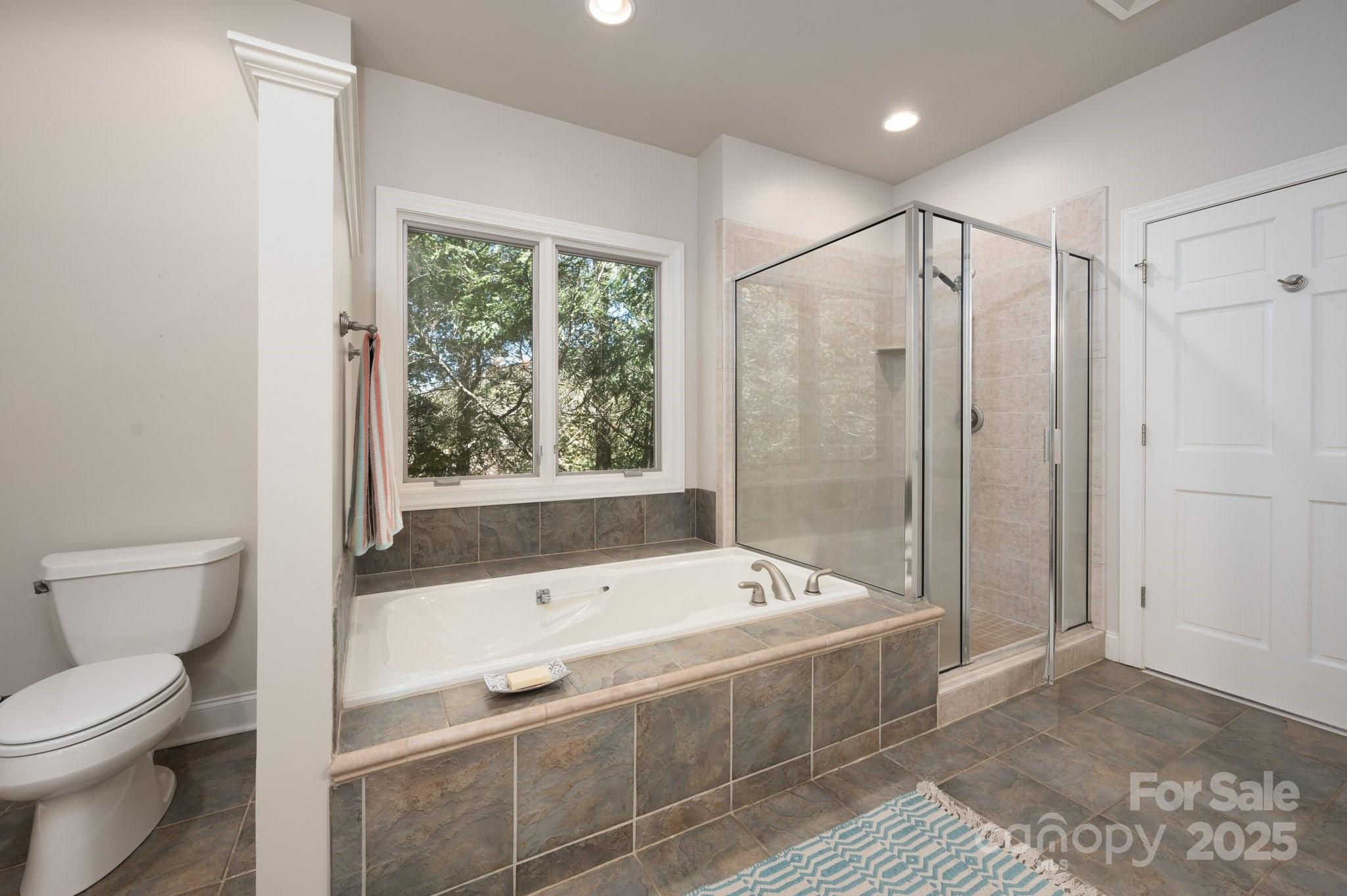 32 Scenic Valley Drive Property Photo 22