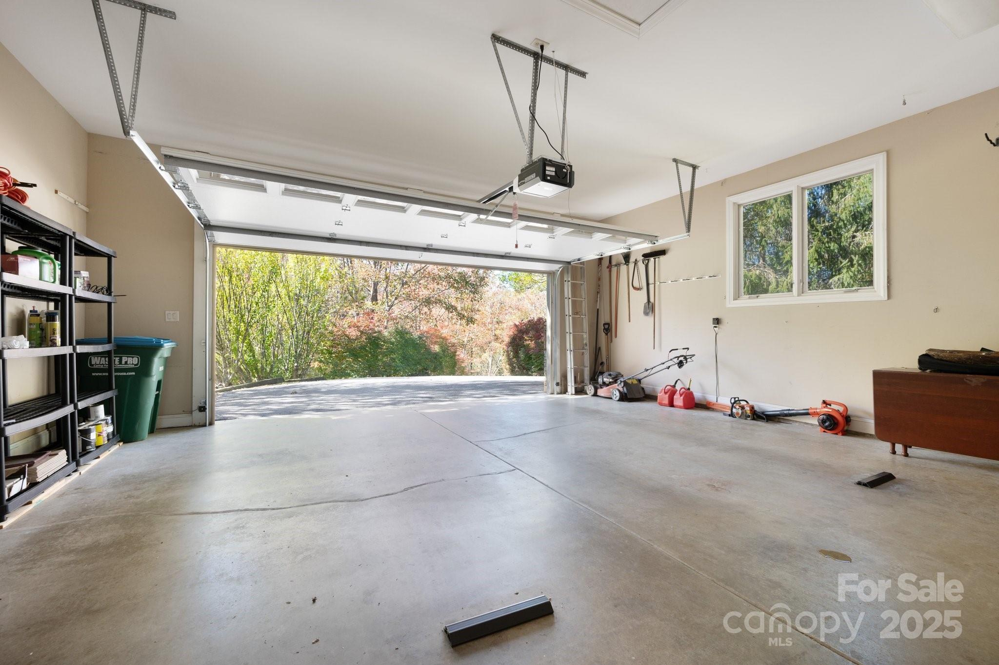 32 Scenic Valley Drive Property Photo 29