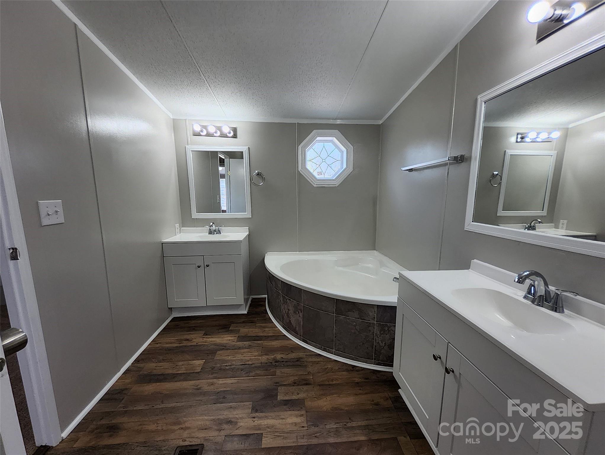 6810 Old Wire Road Property Photo 11