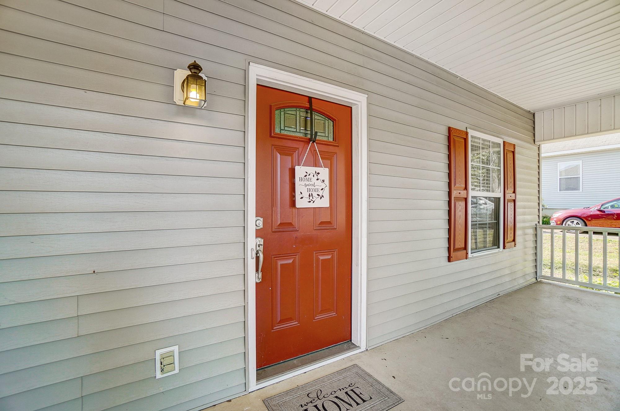 220 6th Street Property Photo 5