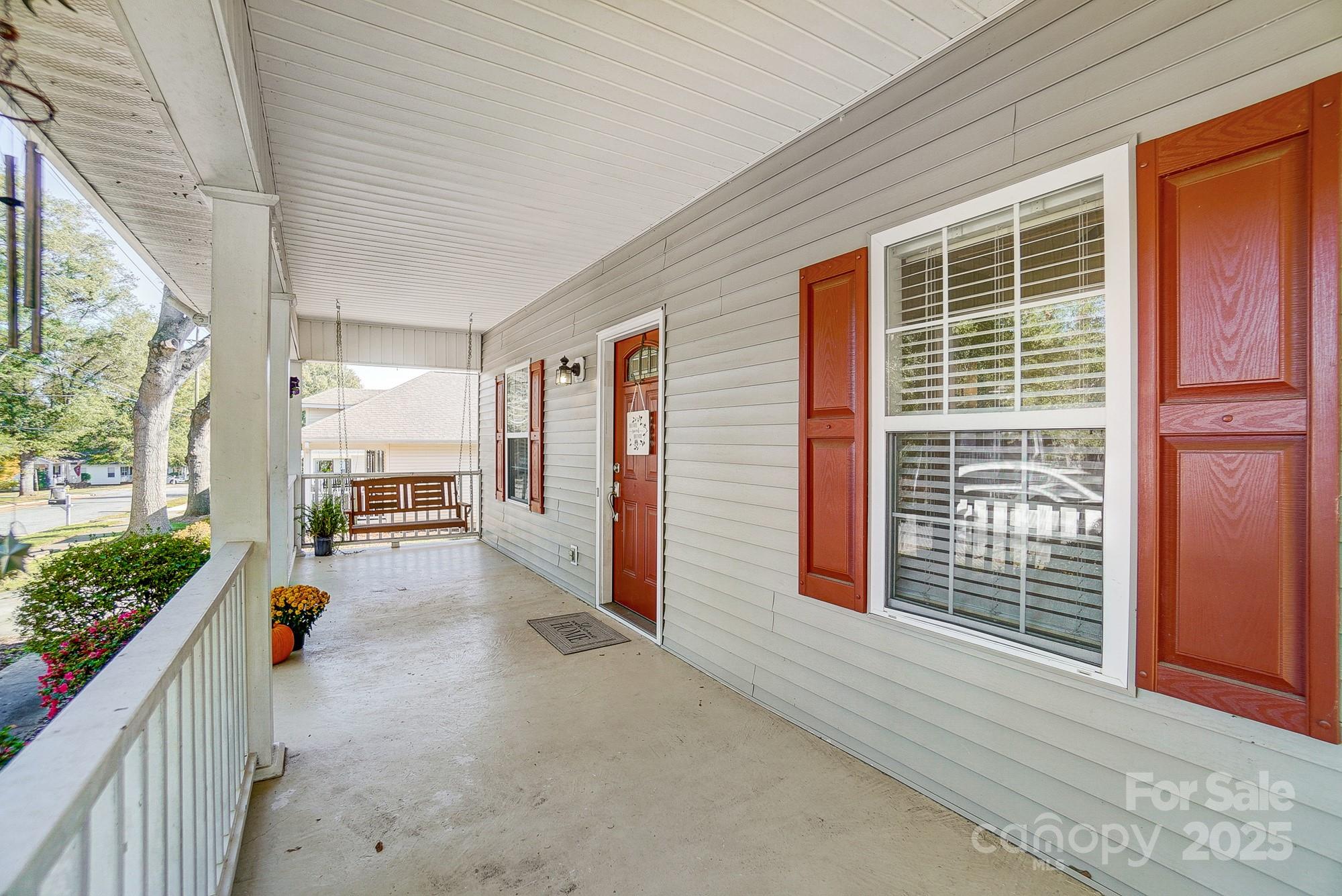 220 6th Street Property Photo 6