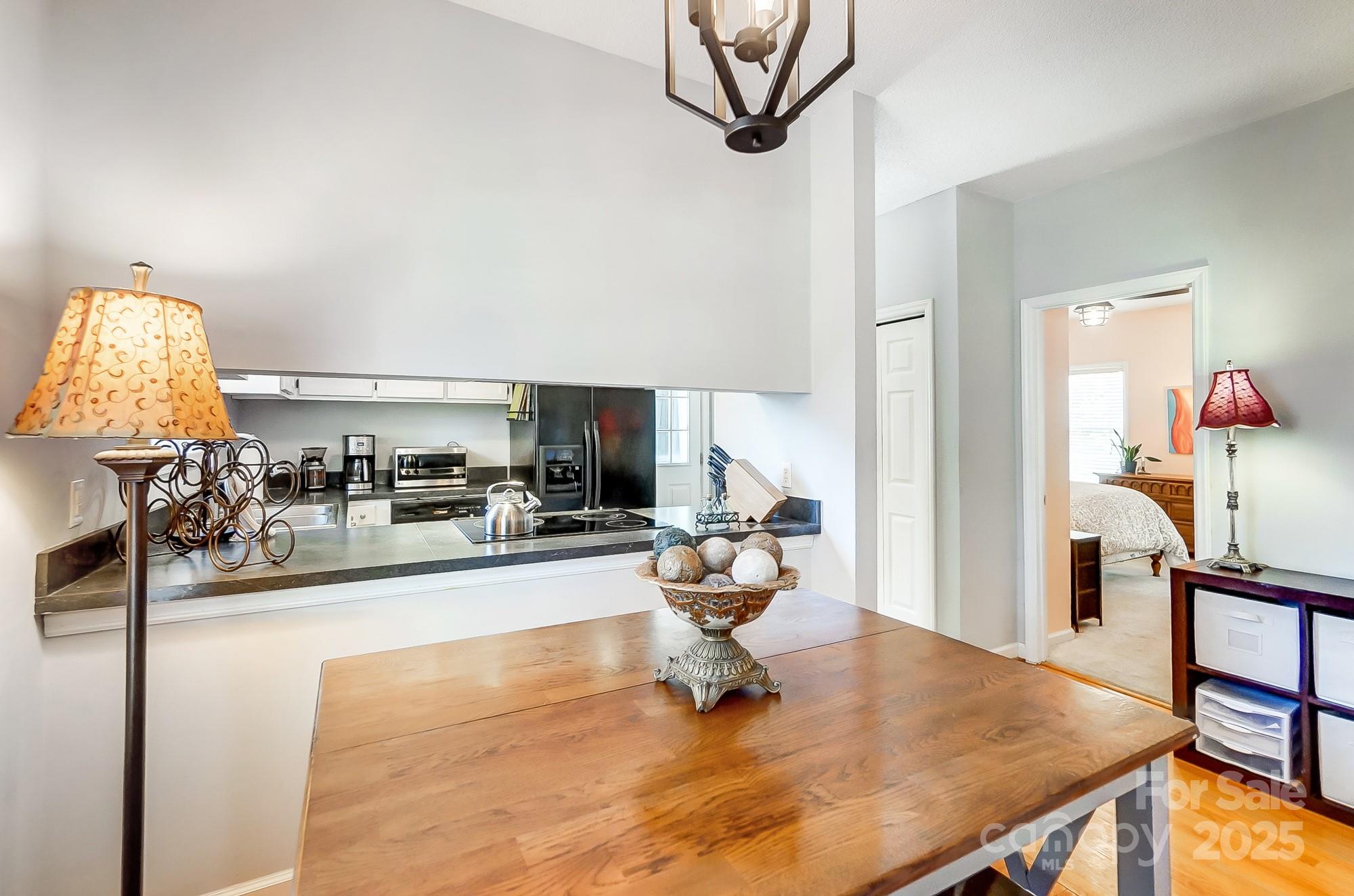 220 6th Street Property Photo 15