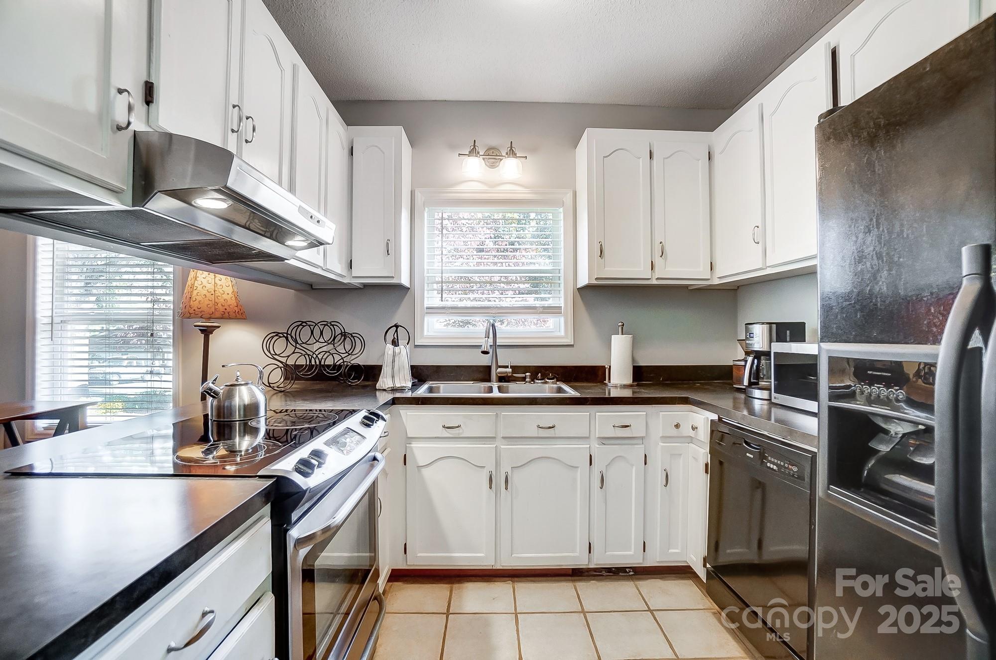 220 6th Street Property Photo 16