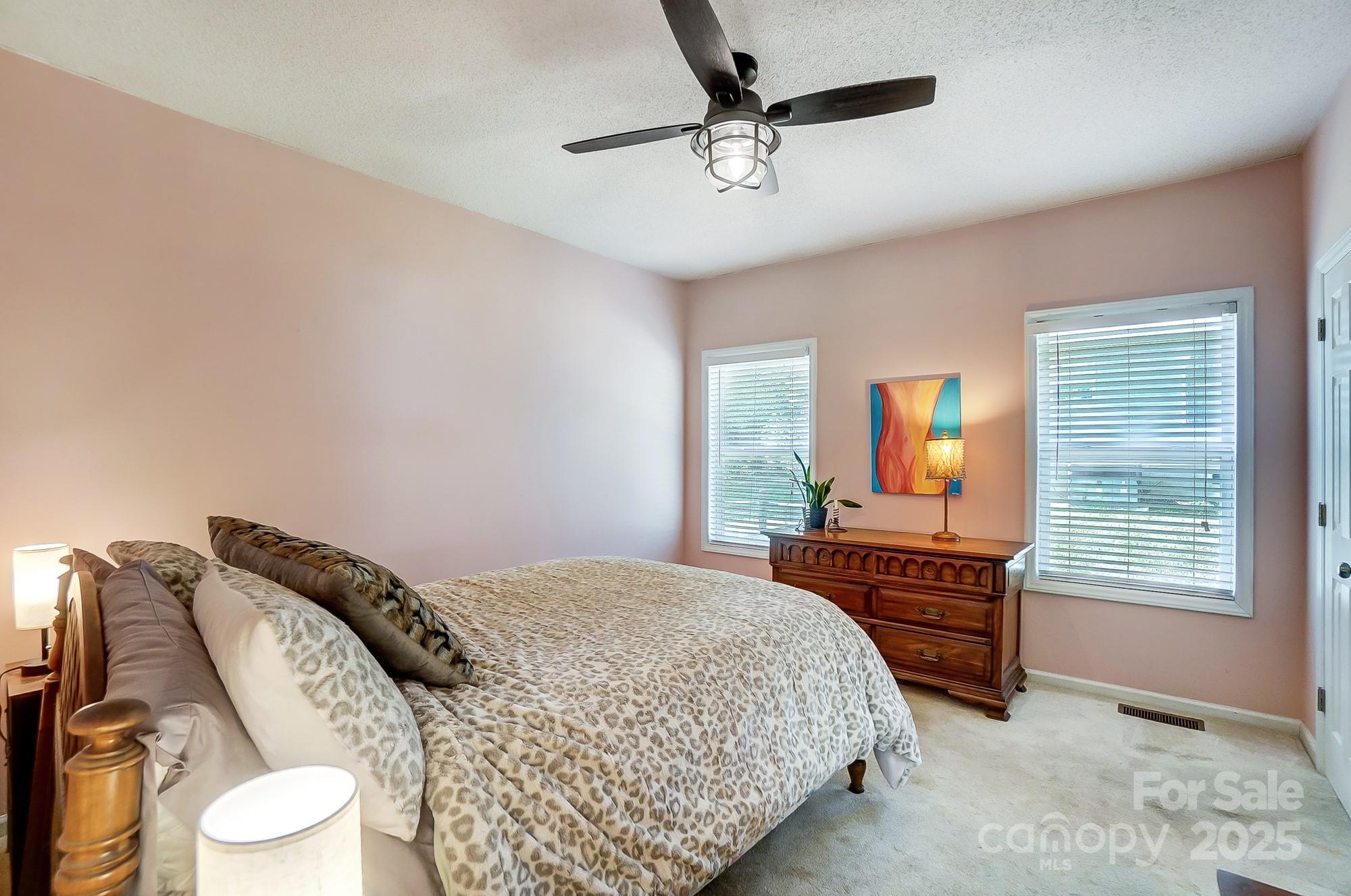220 6th Street Property Photo 20