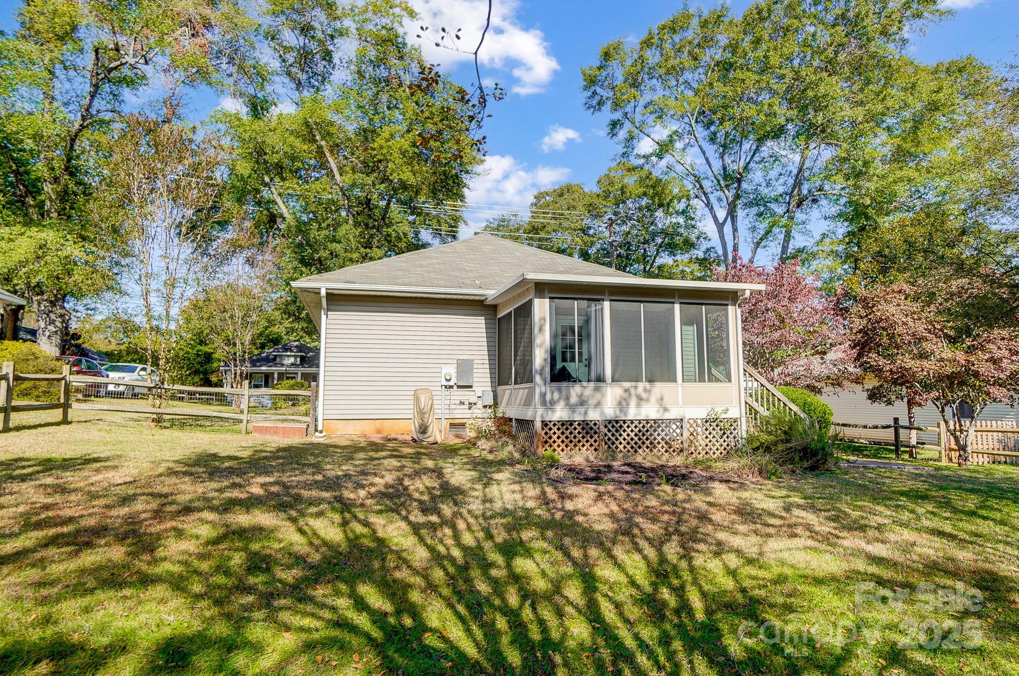 220 6th Street Property Photo 38
