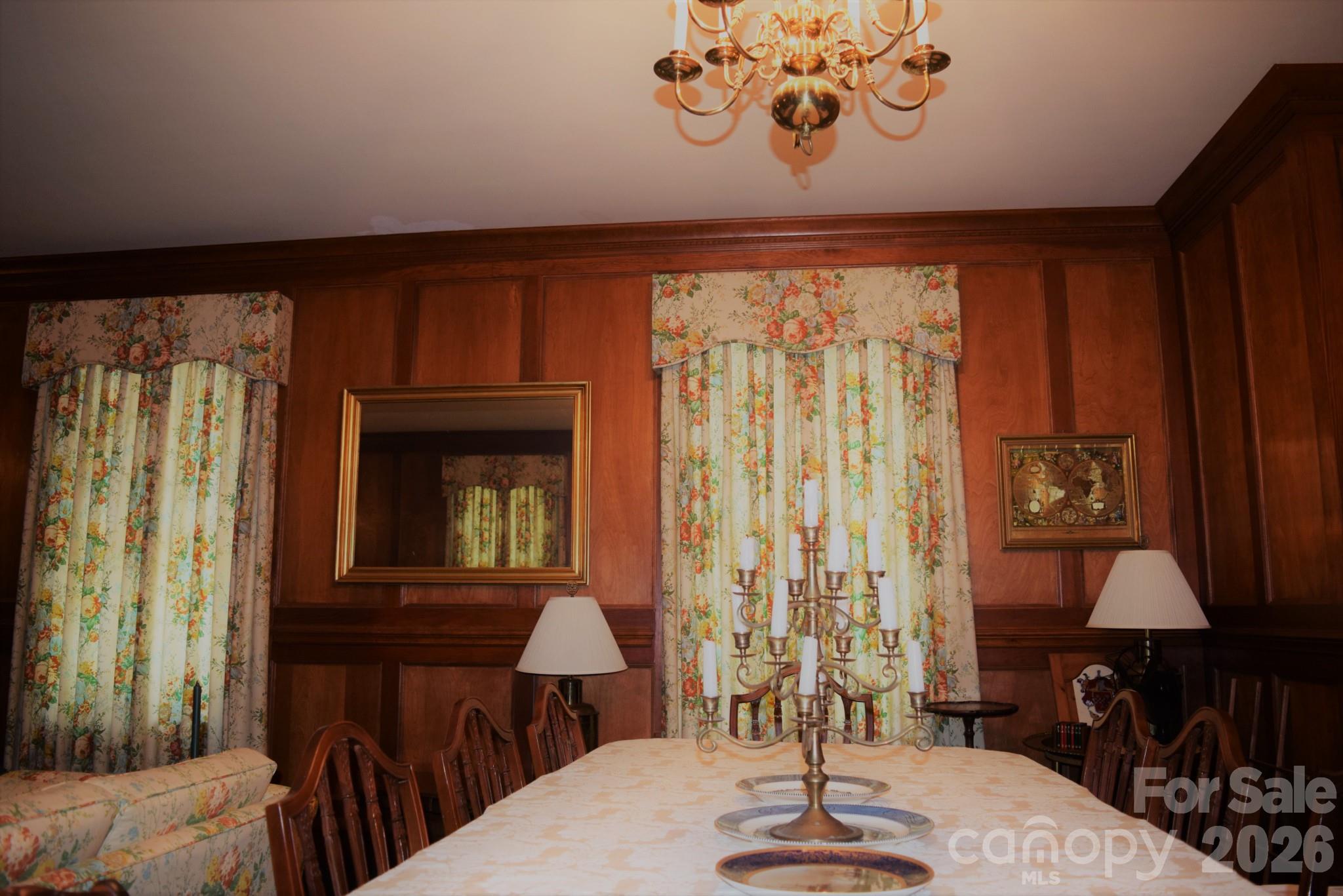 115 S Pearl Street Property Photo 14
