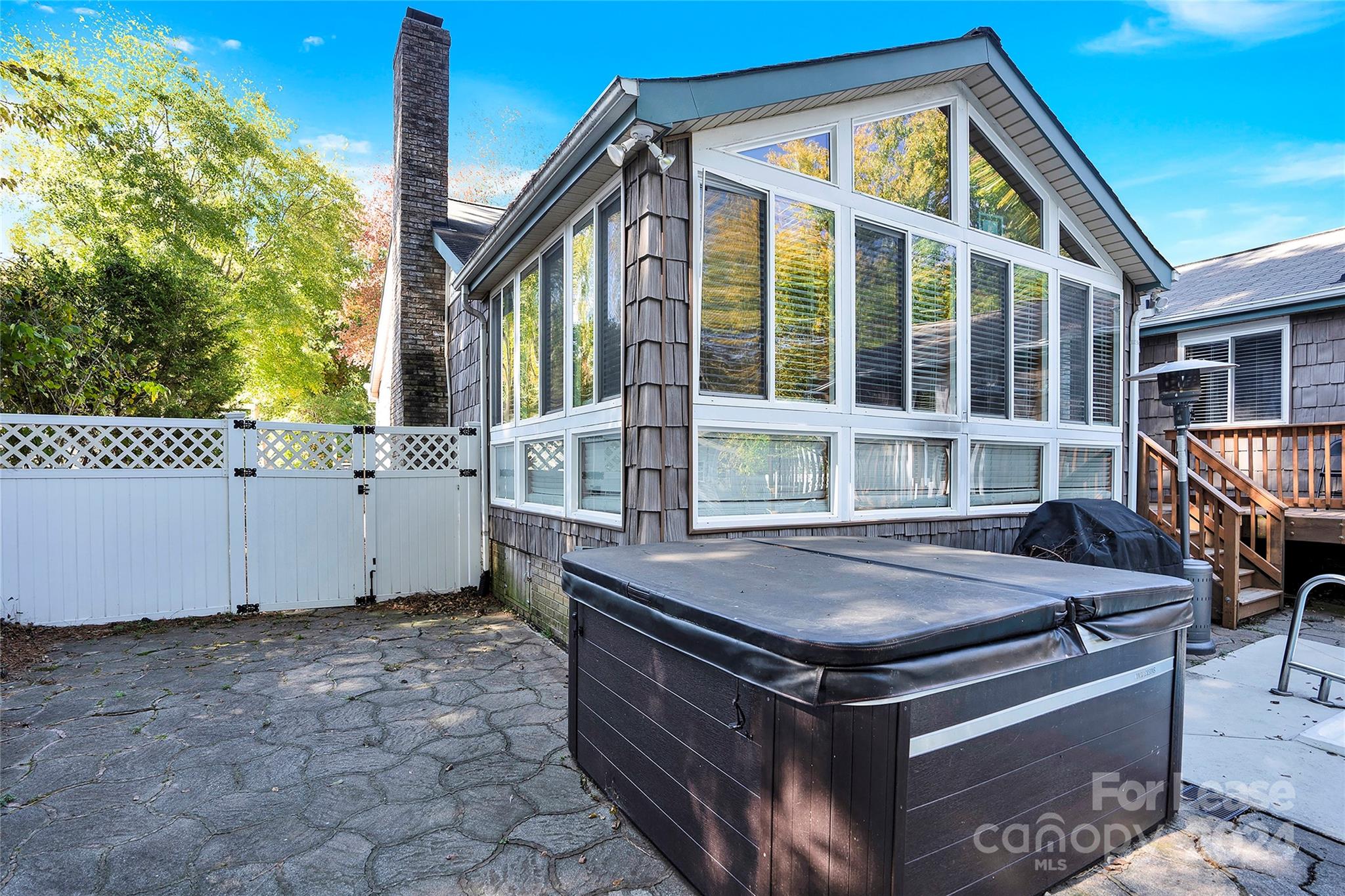 7314 Brigmore Drive Property Photo 8