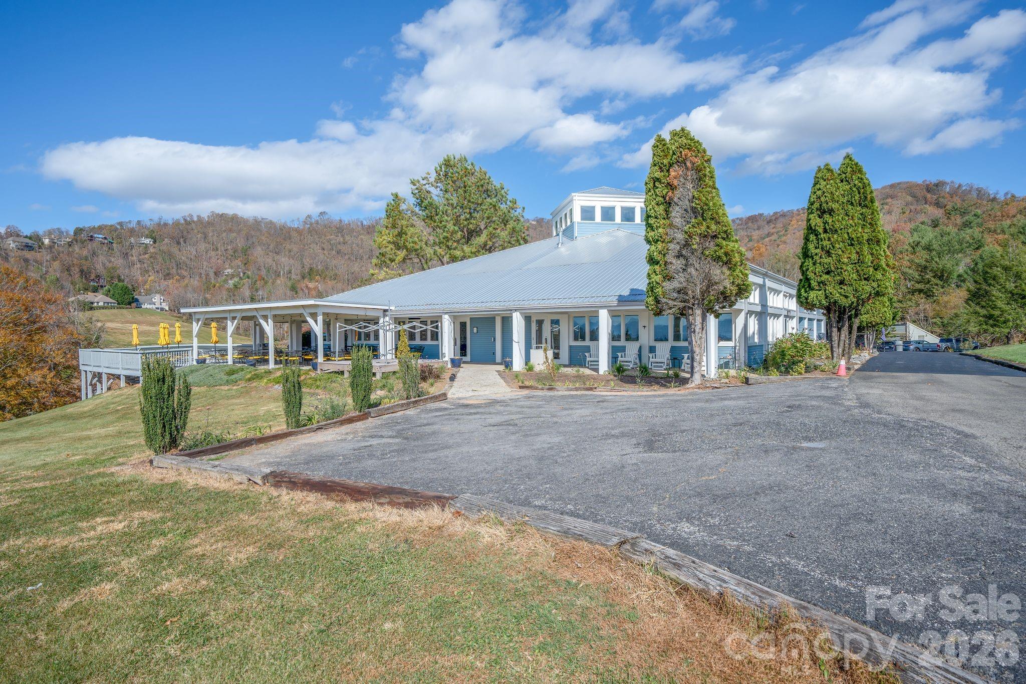 66 Hawtree Court 266 Property Photo 19