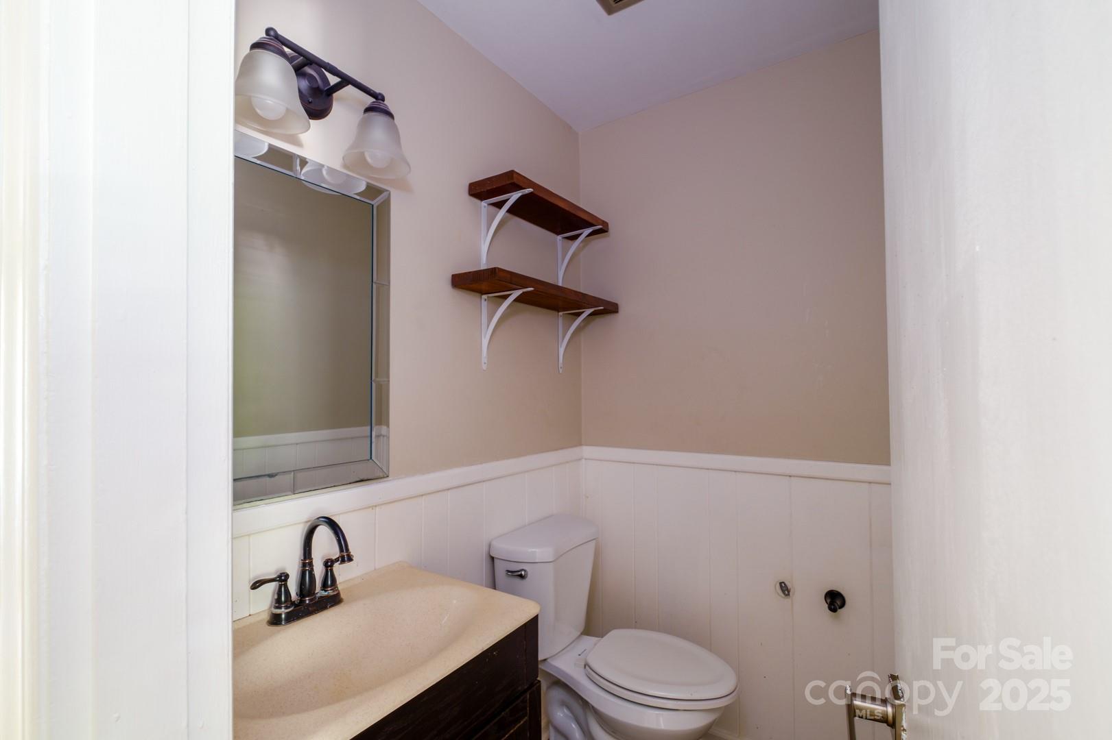 1018 Carysbrook Lane Property Photo 15