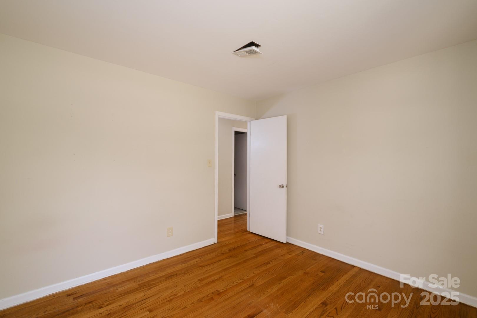 1018 Carysbrook Lane Property Photo 19