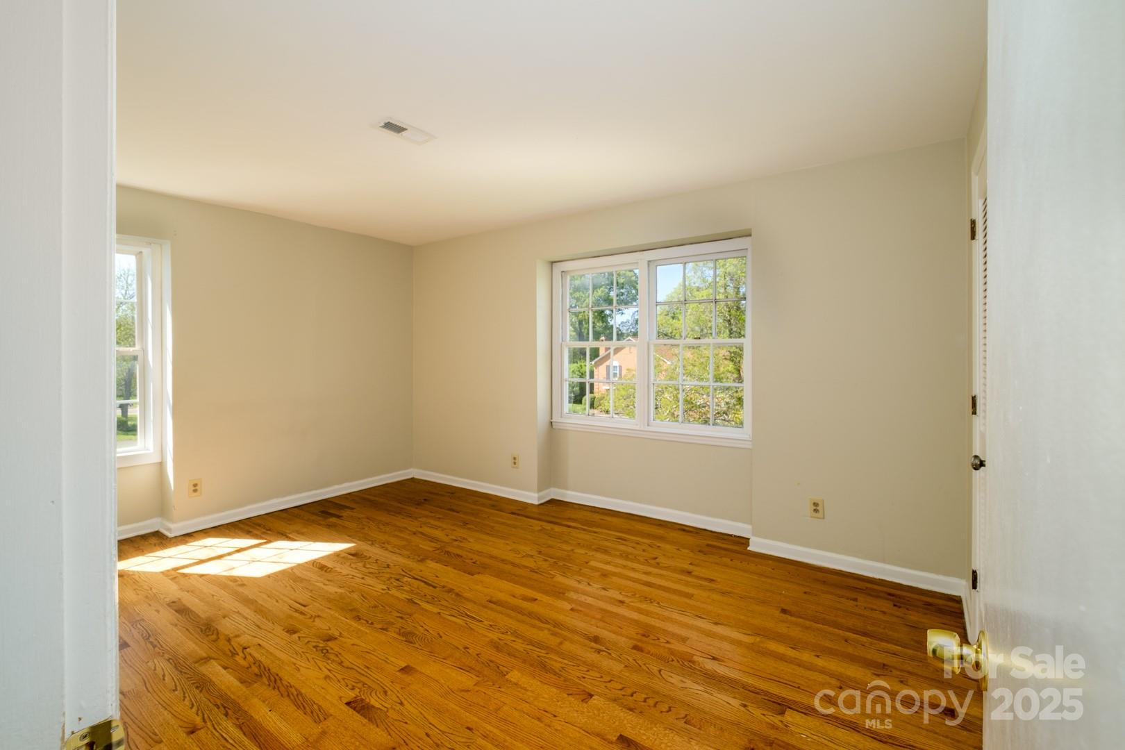 1018 Carysbrook Lane Property Photo 21