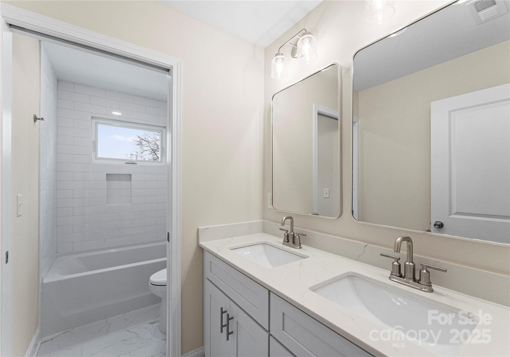1914 Irma Street Property Photo 3
