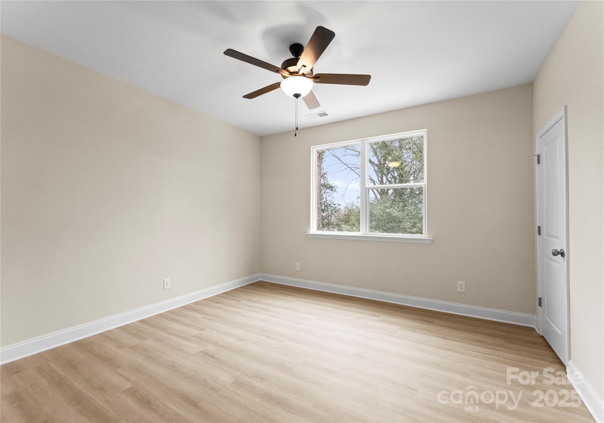 1914 Irma Street Property Photo 22