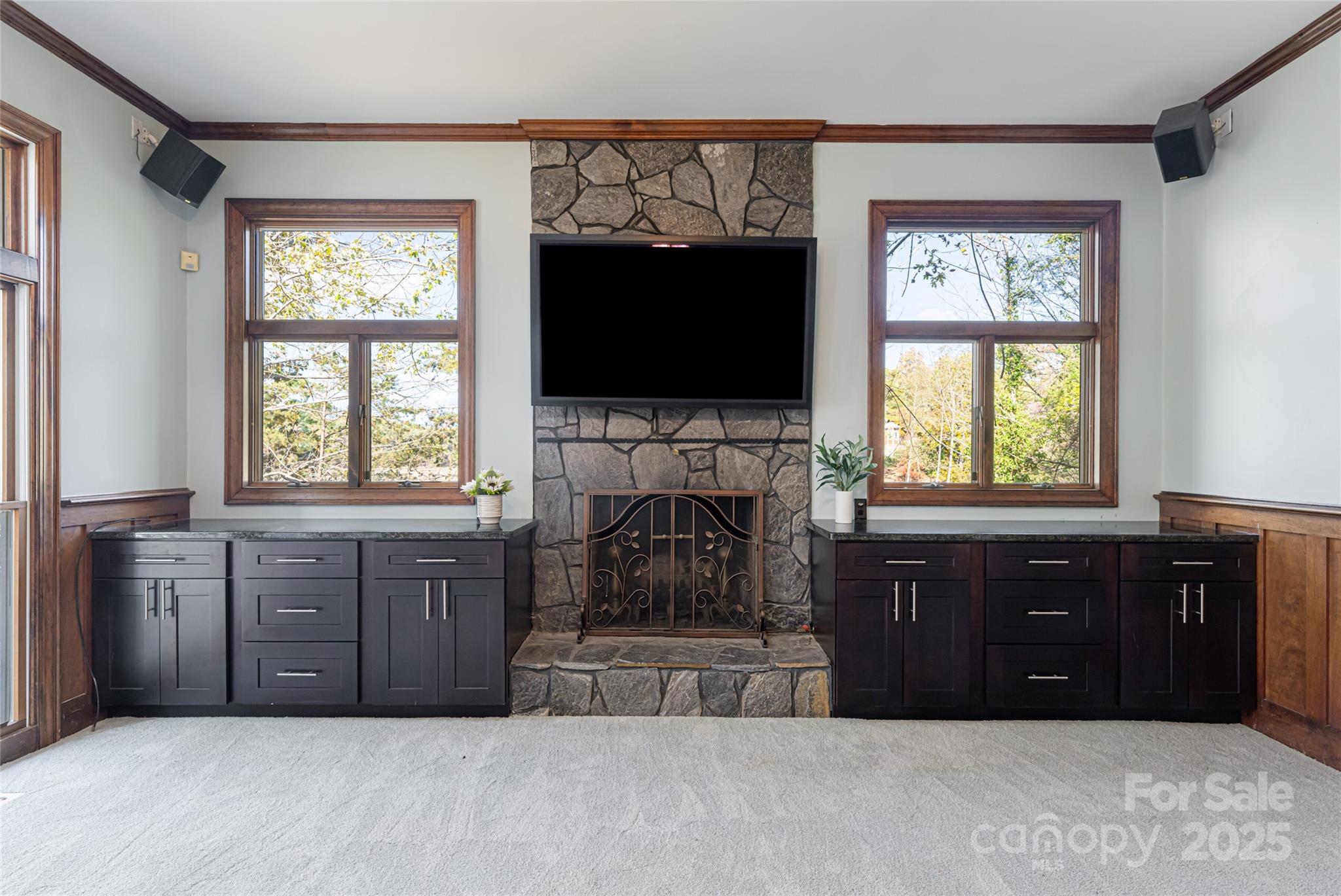 4950 Canterbury Place Property Photo 15