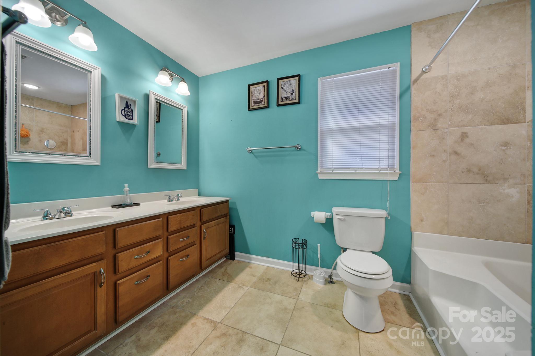 6934 Spring Morning Lane Property Photo 17
