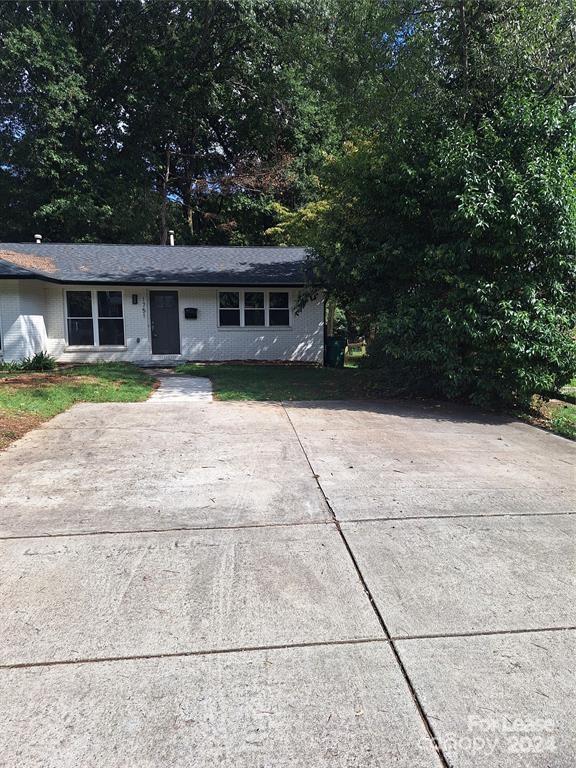 1751 Herrin Avenue Property Photo 1