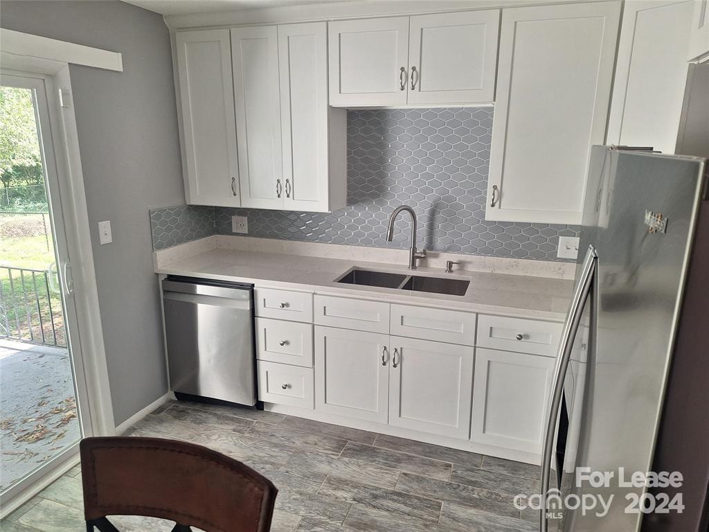 1751 Herrin Avenue Property Photo 8