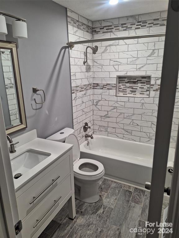 1751 Herrin Avenue Property Photo 16