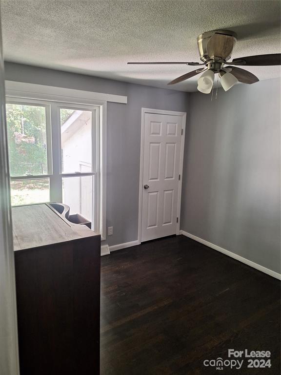 1751 Herrin Avenue Property Photo 18