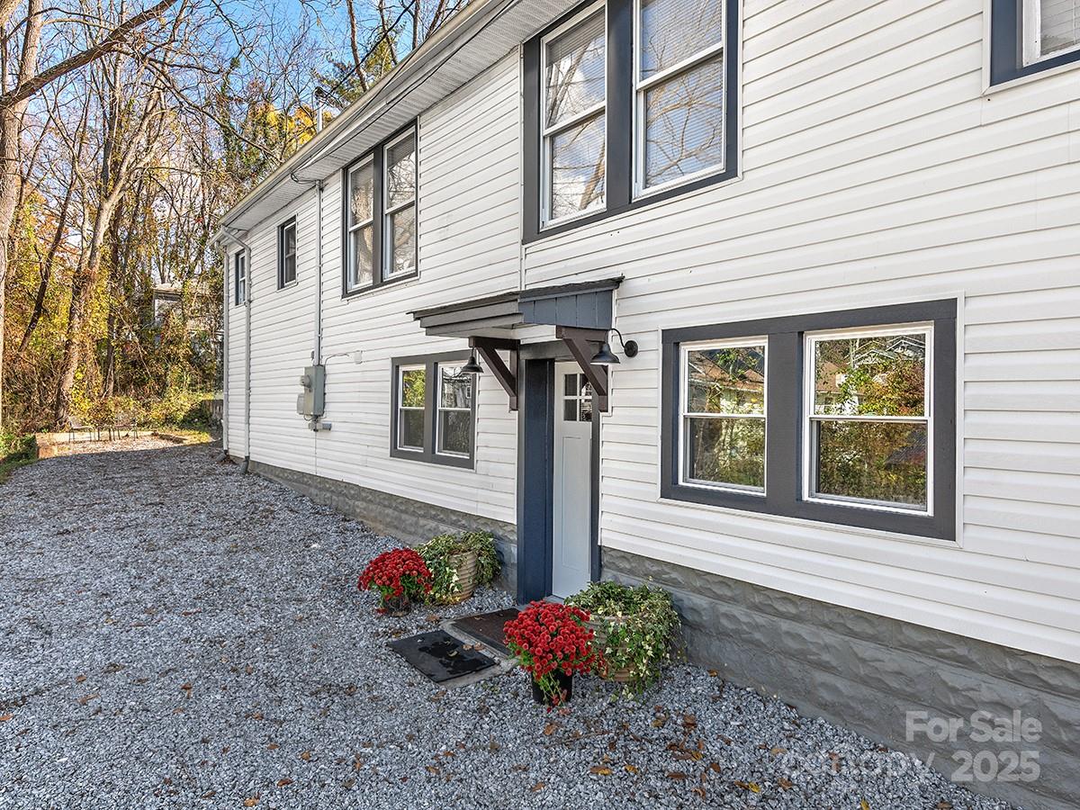 60 Fulton Street Property Photo 6
