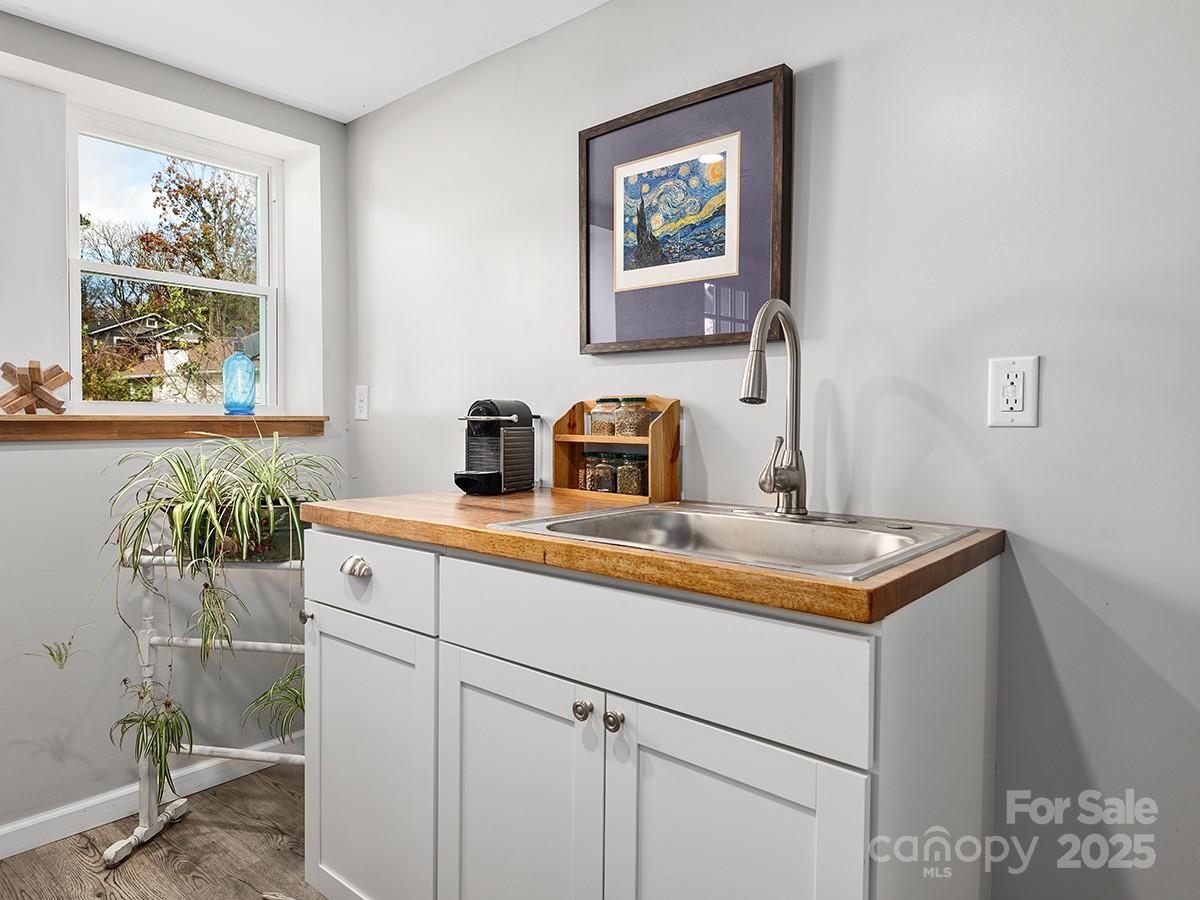 60 Fulton Street Property Photo 21