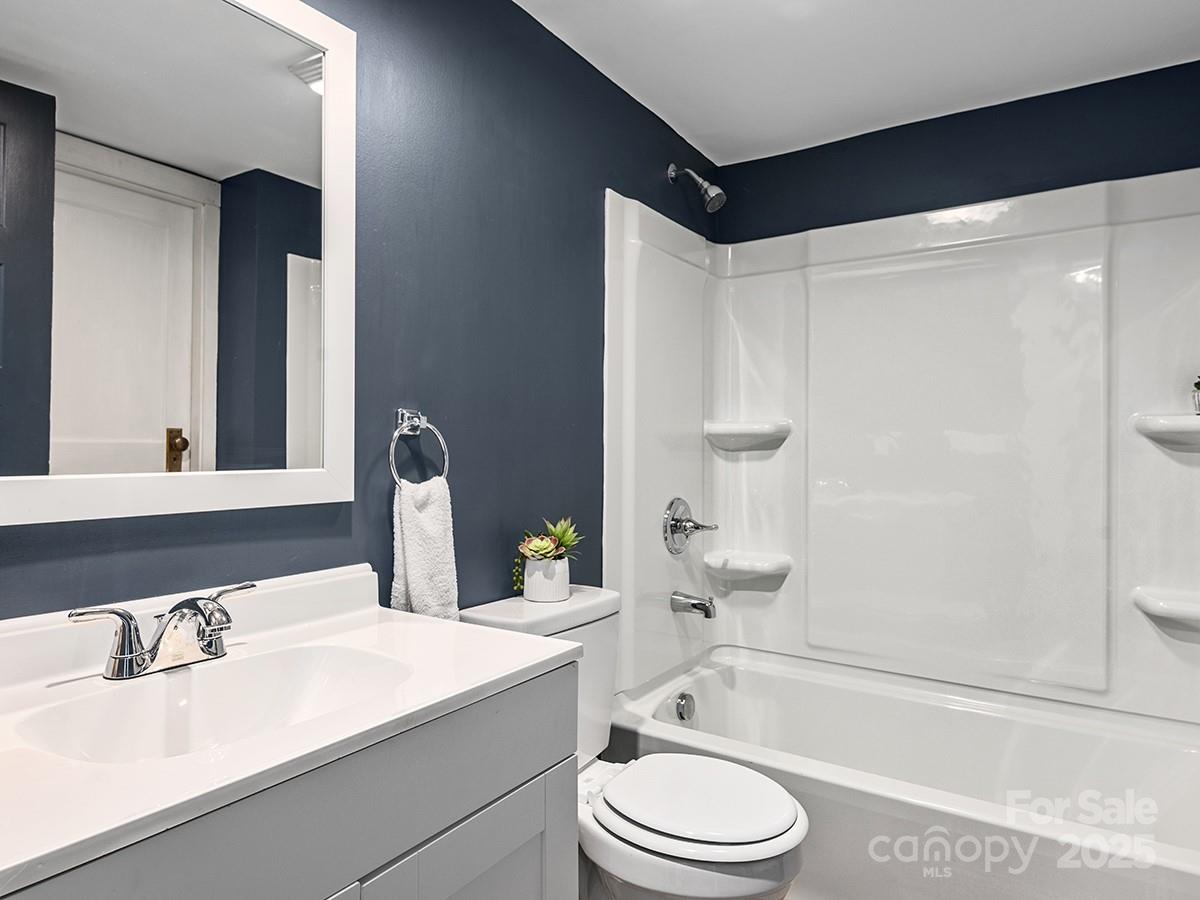 60 Fulton Street Property Photo 24